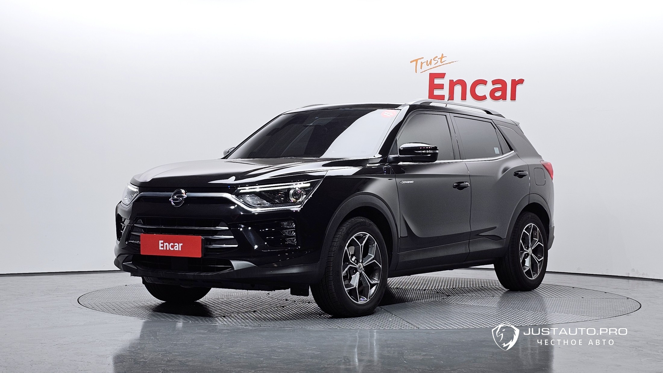 Автомобиль KG_Mobility_Ssangyong KORANDO
