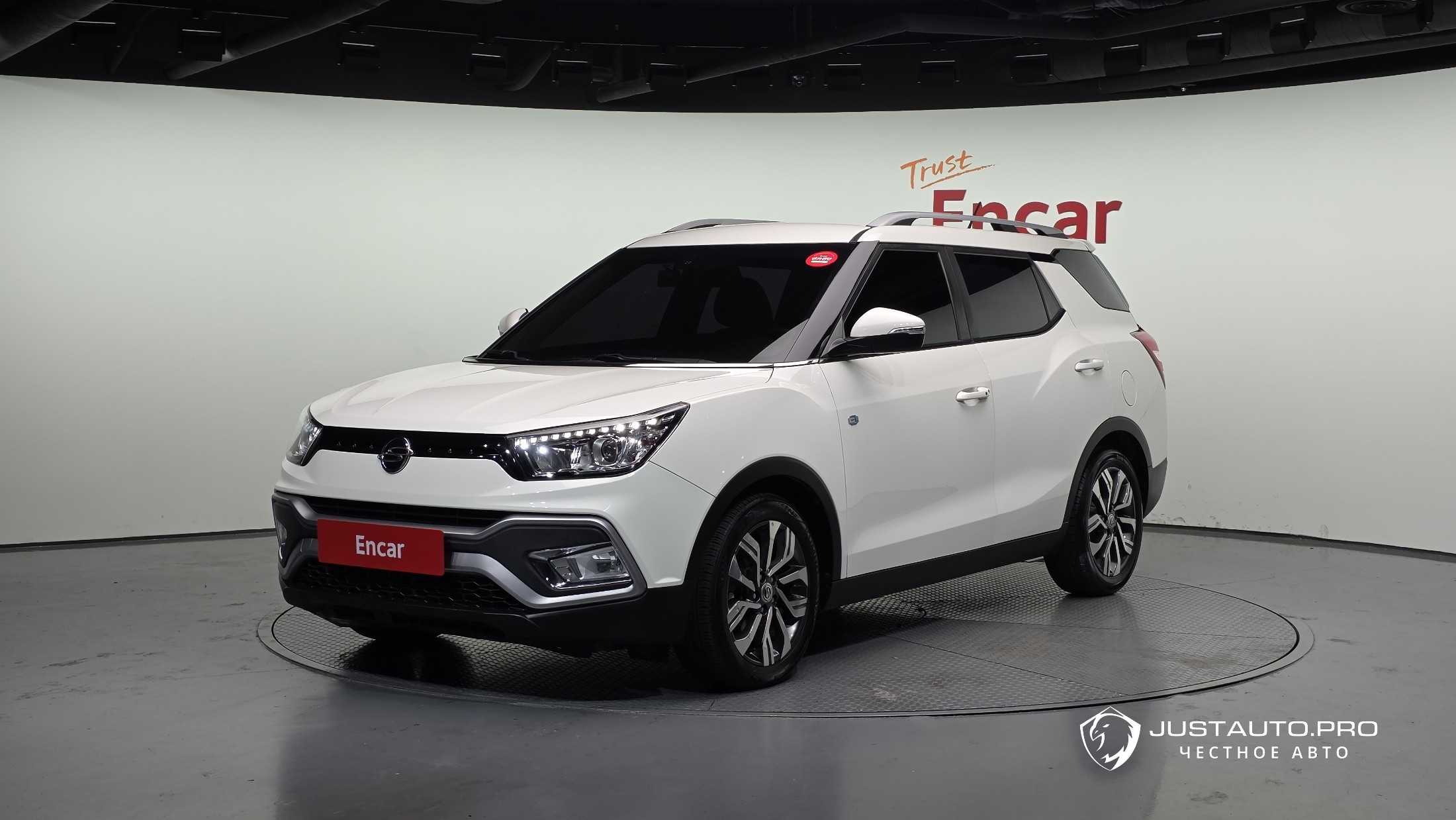 Автомобиль KG_Mobility_Ssangyong TIBOLI