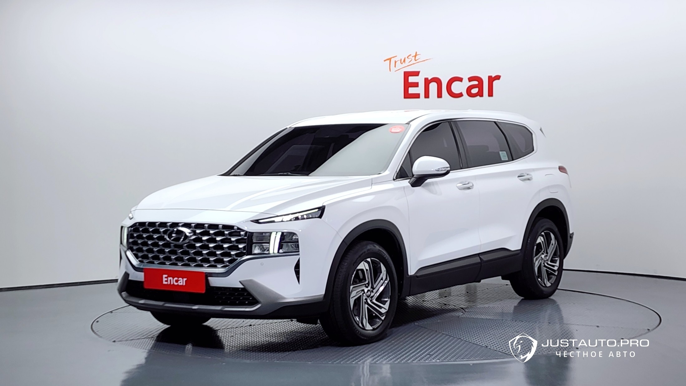 Автомобиль Hyundai Santafe