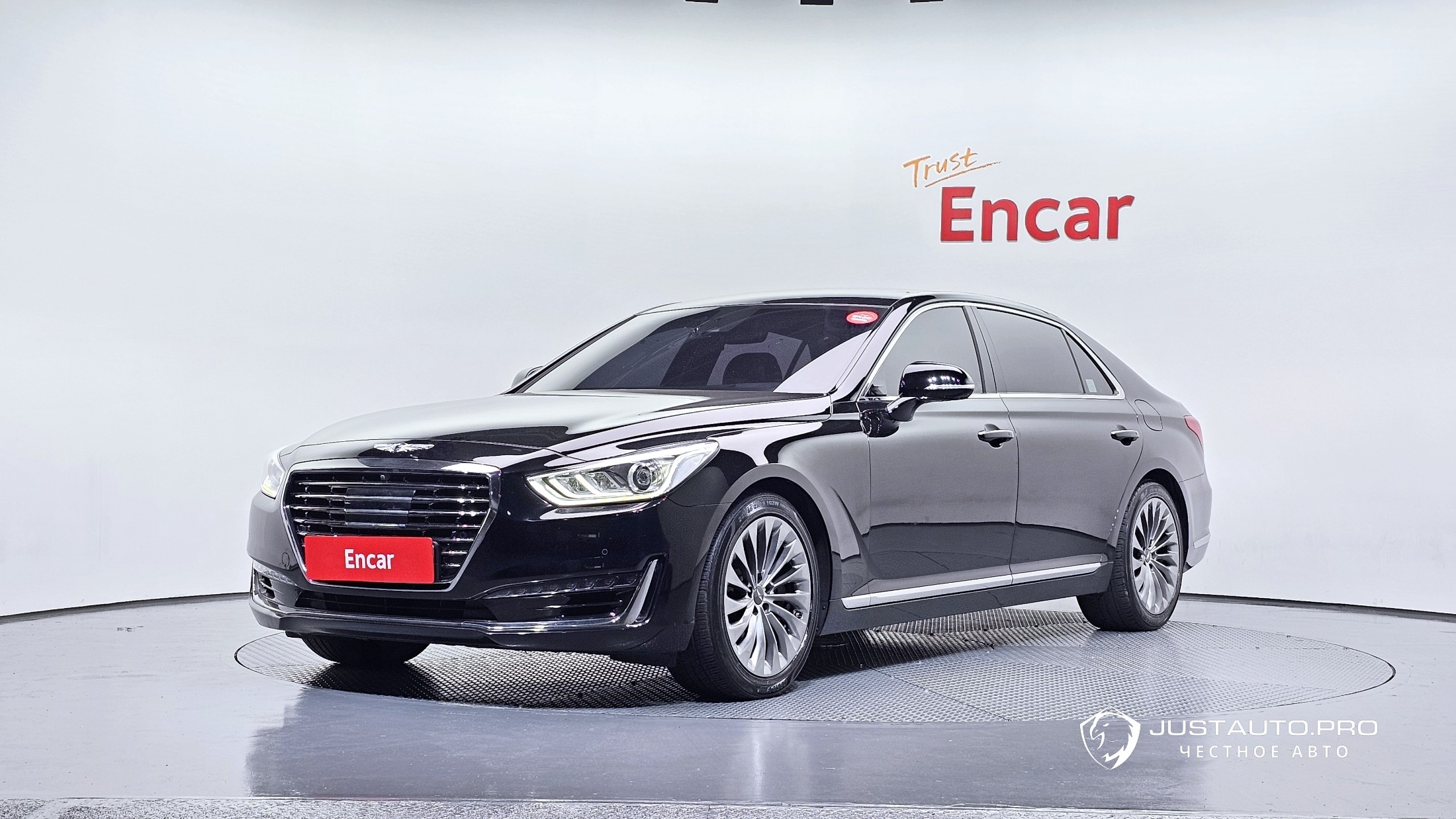 Автомобиль Genesis EQ900