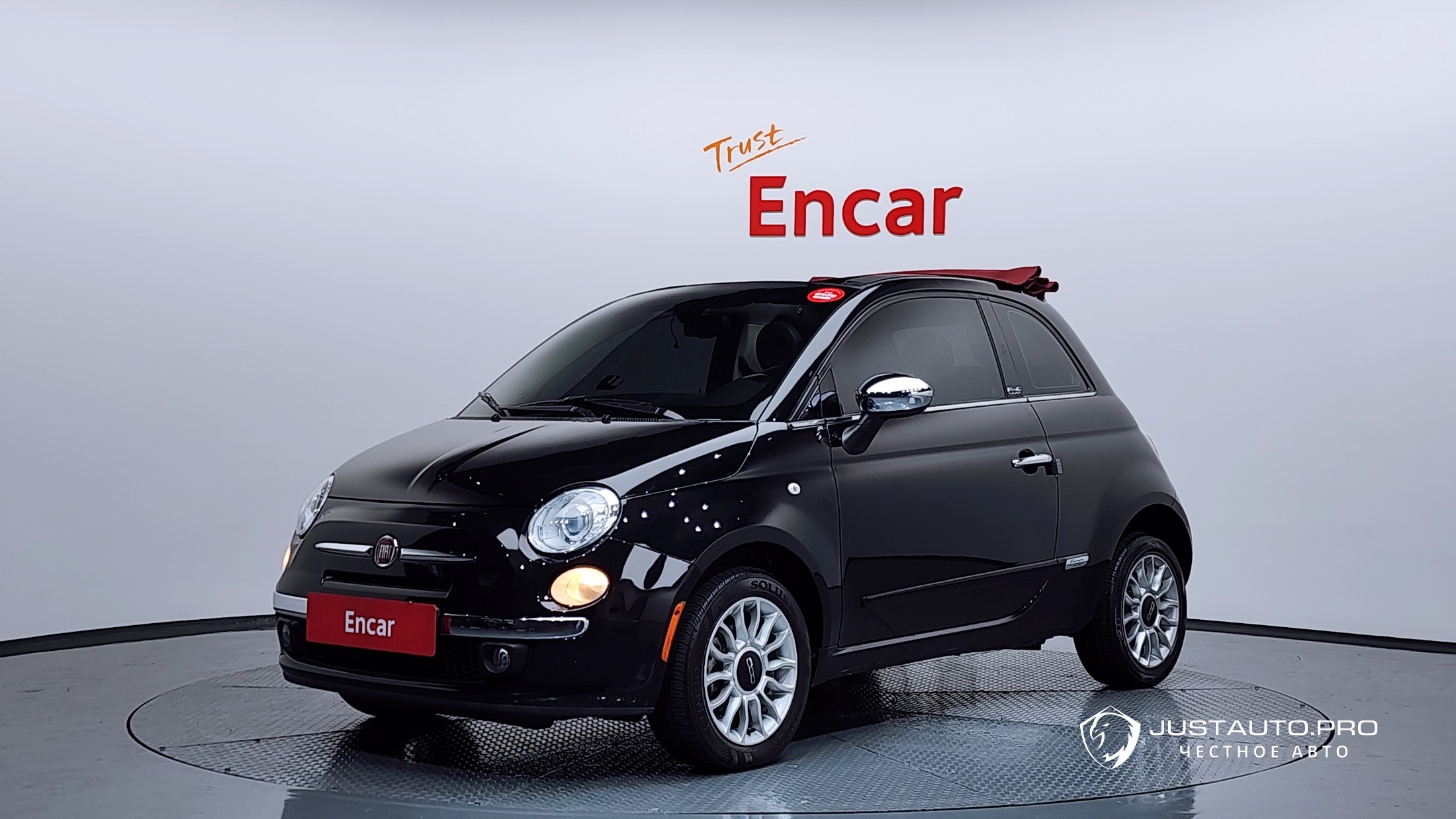 Автомобиль Fiat 500