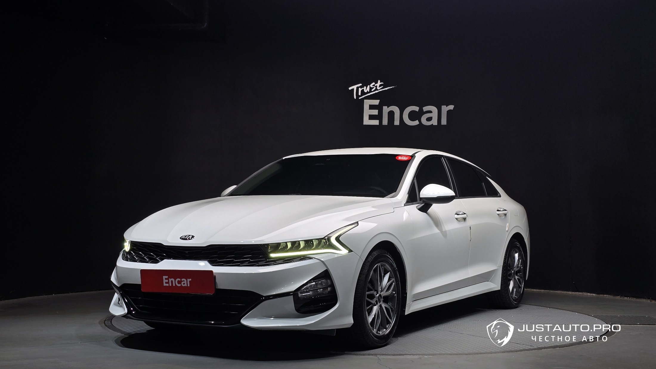 Автомобиль Kia K5