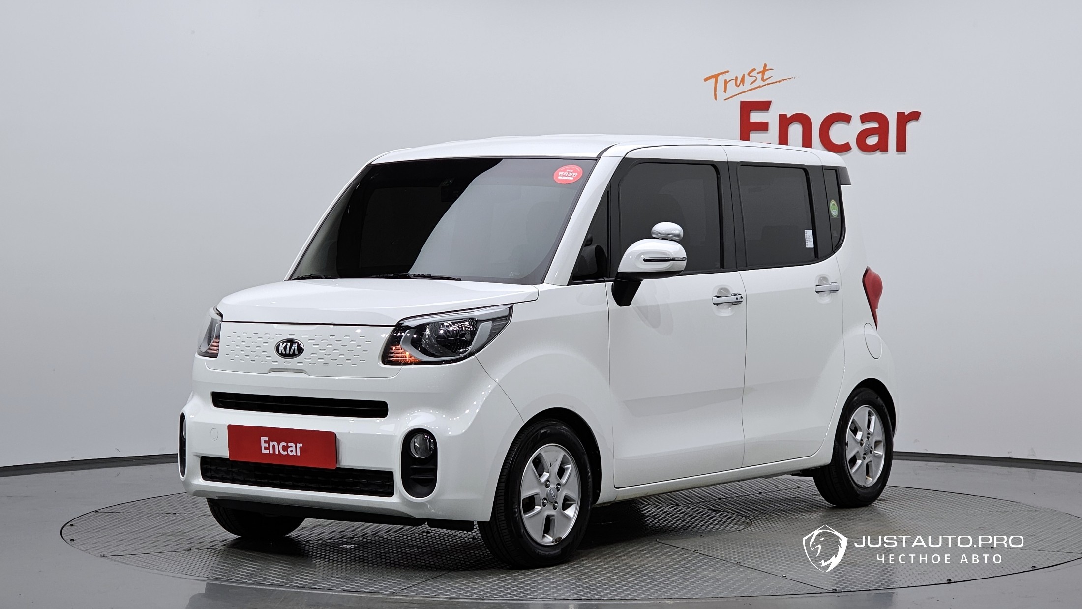 Автомобиль Kia RAY