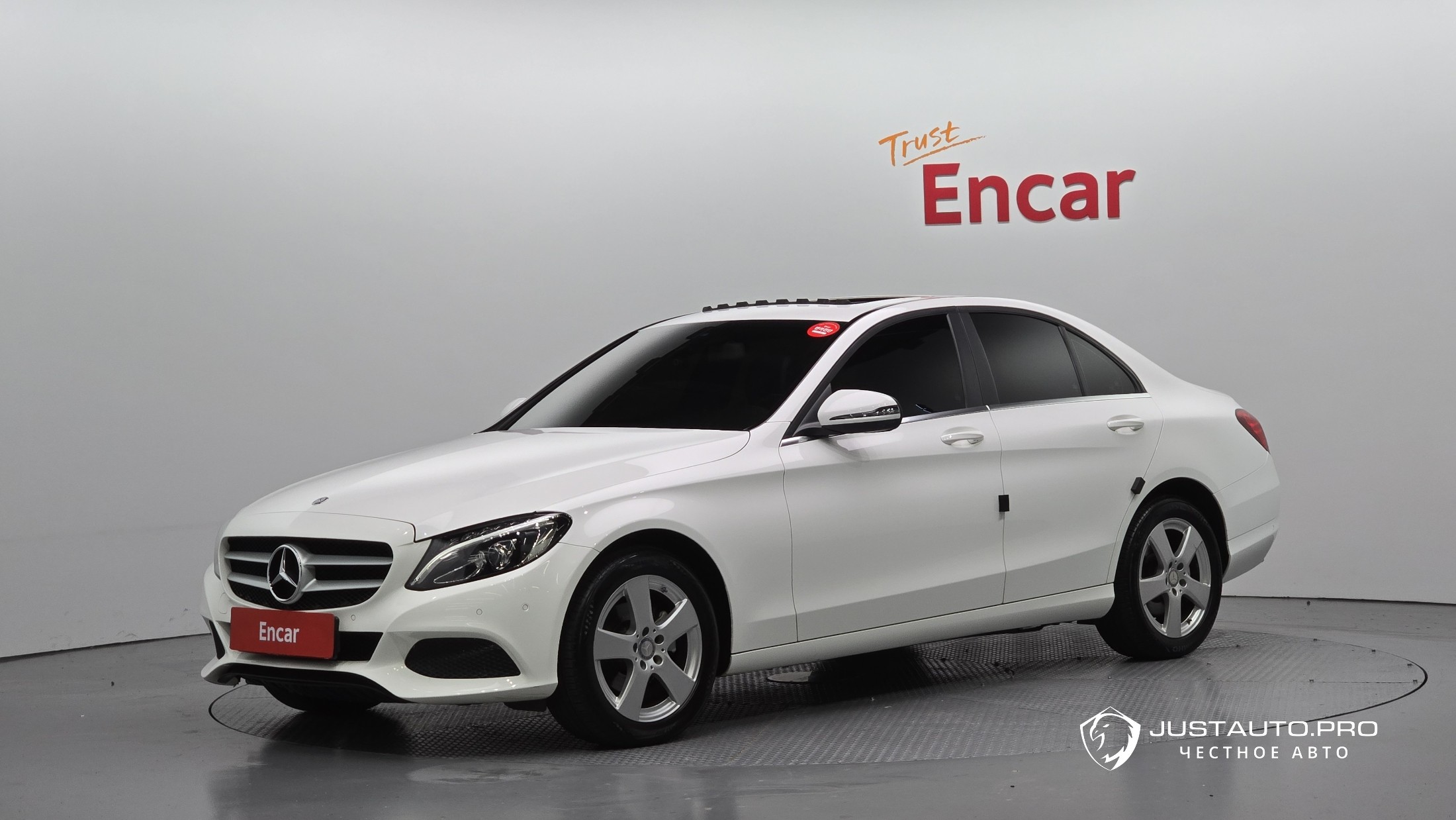 Автомобиль Mercedes-Benz C-Class