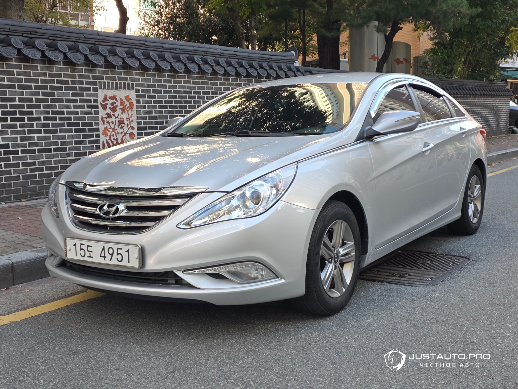 Автомобиль Hyundai Sonata