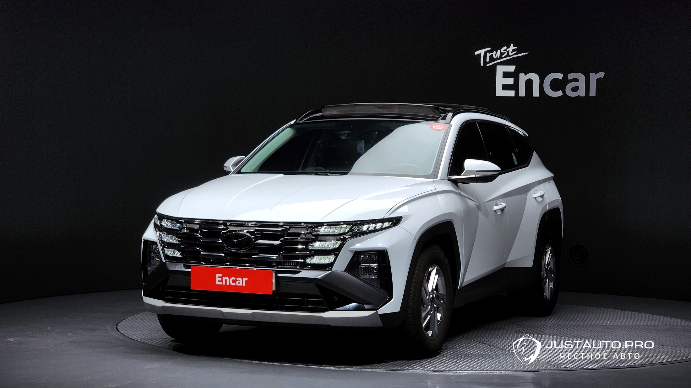 Автомобиль Hyundai Tucson