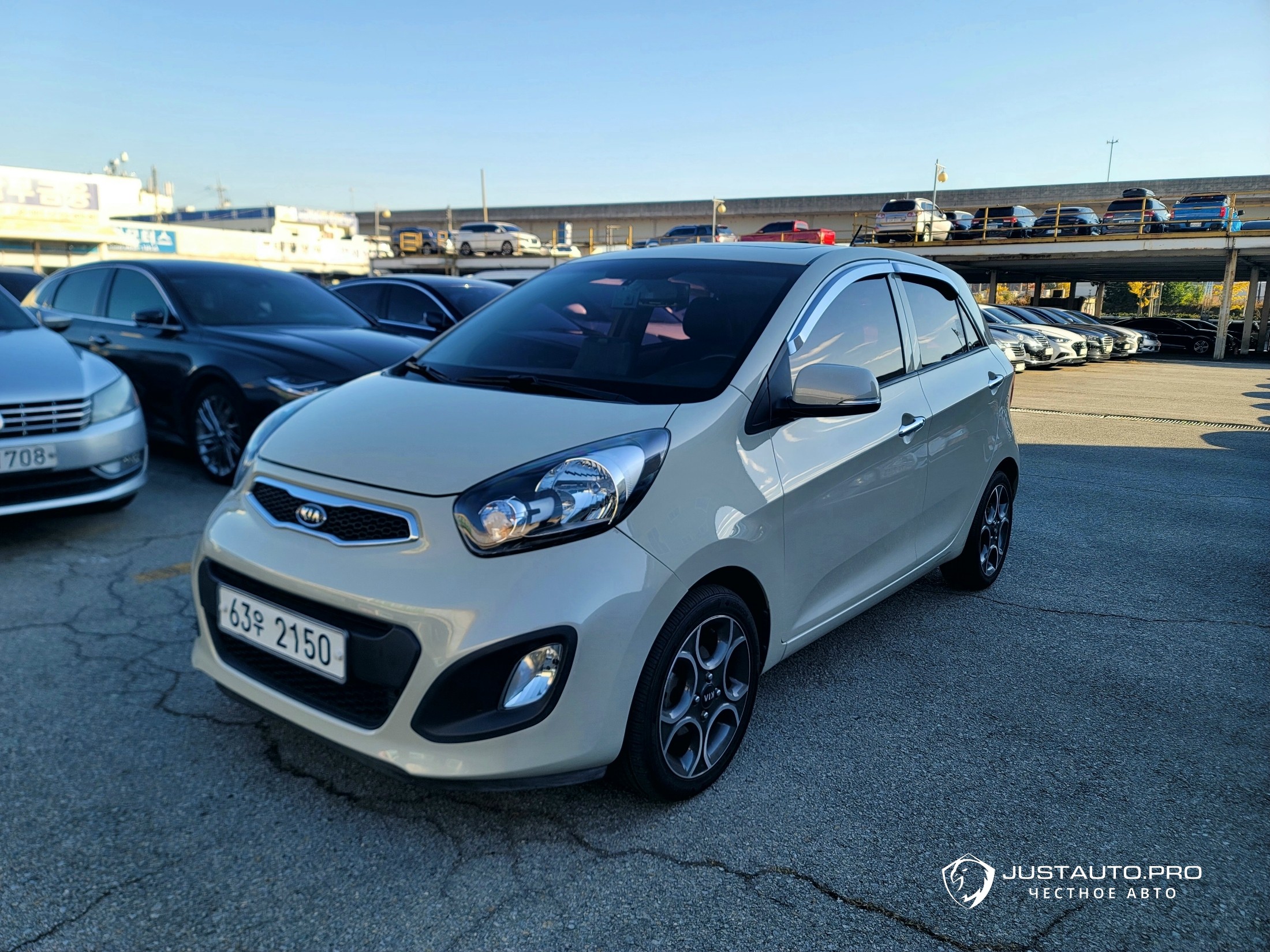 Автомобиль Kia morning