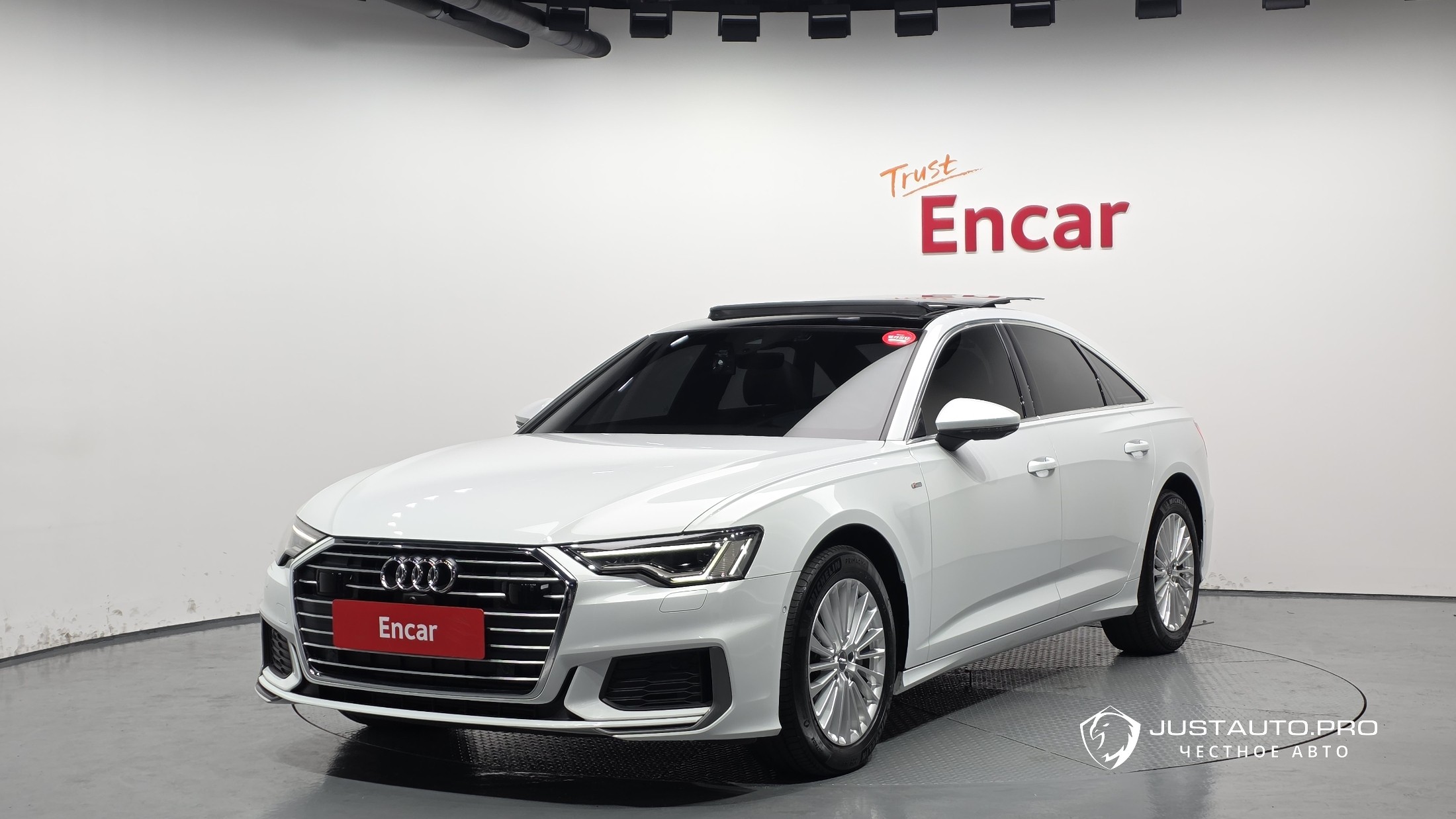 Автомобиль Audi A6