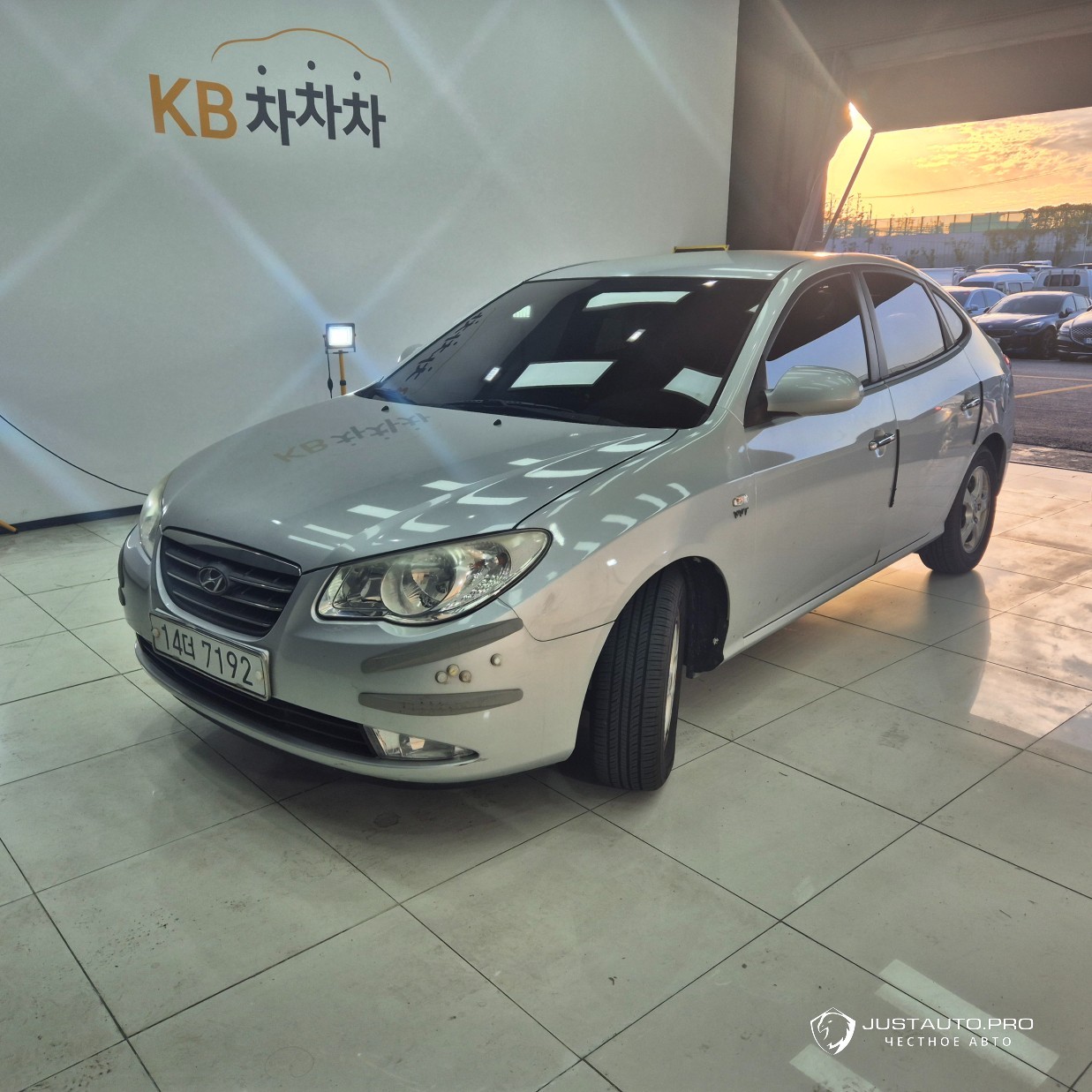 Автомобиль Hyundai AVANTE