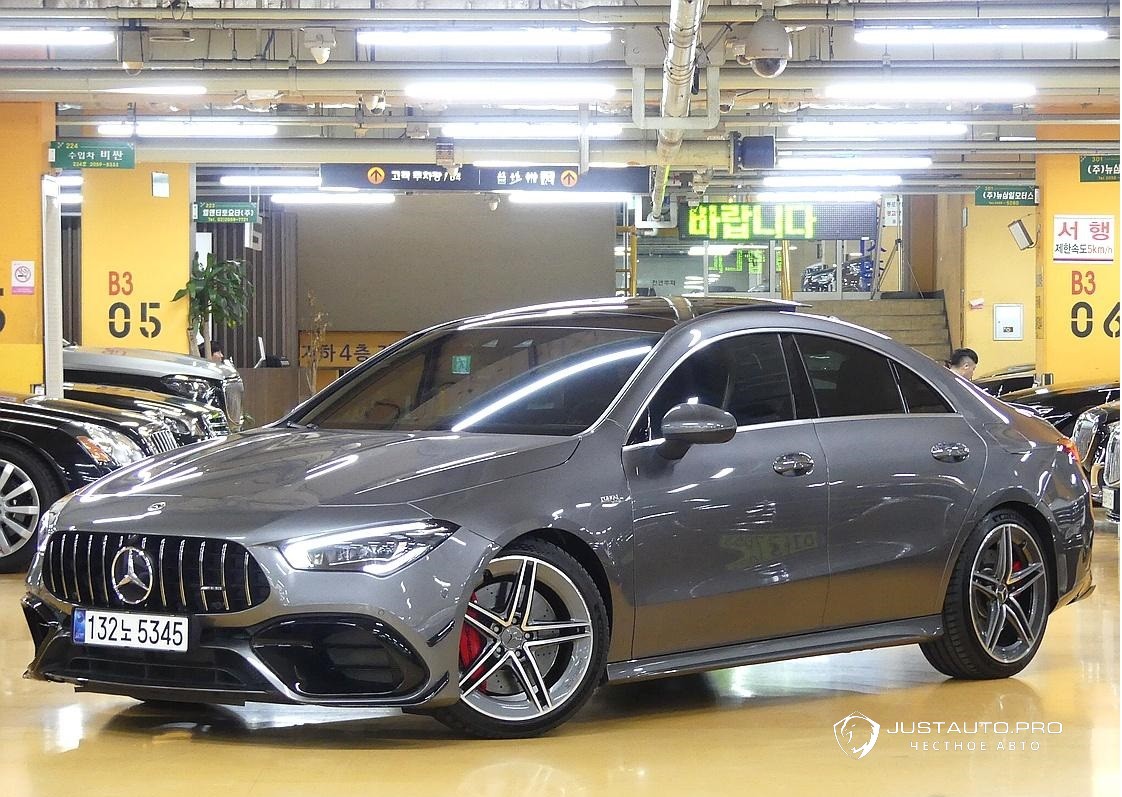 Автомобиль Mercedes-Benz CLA-Class