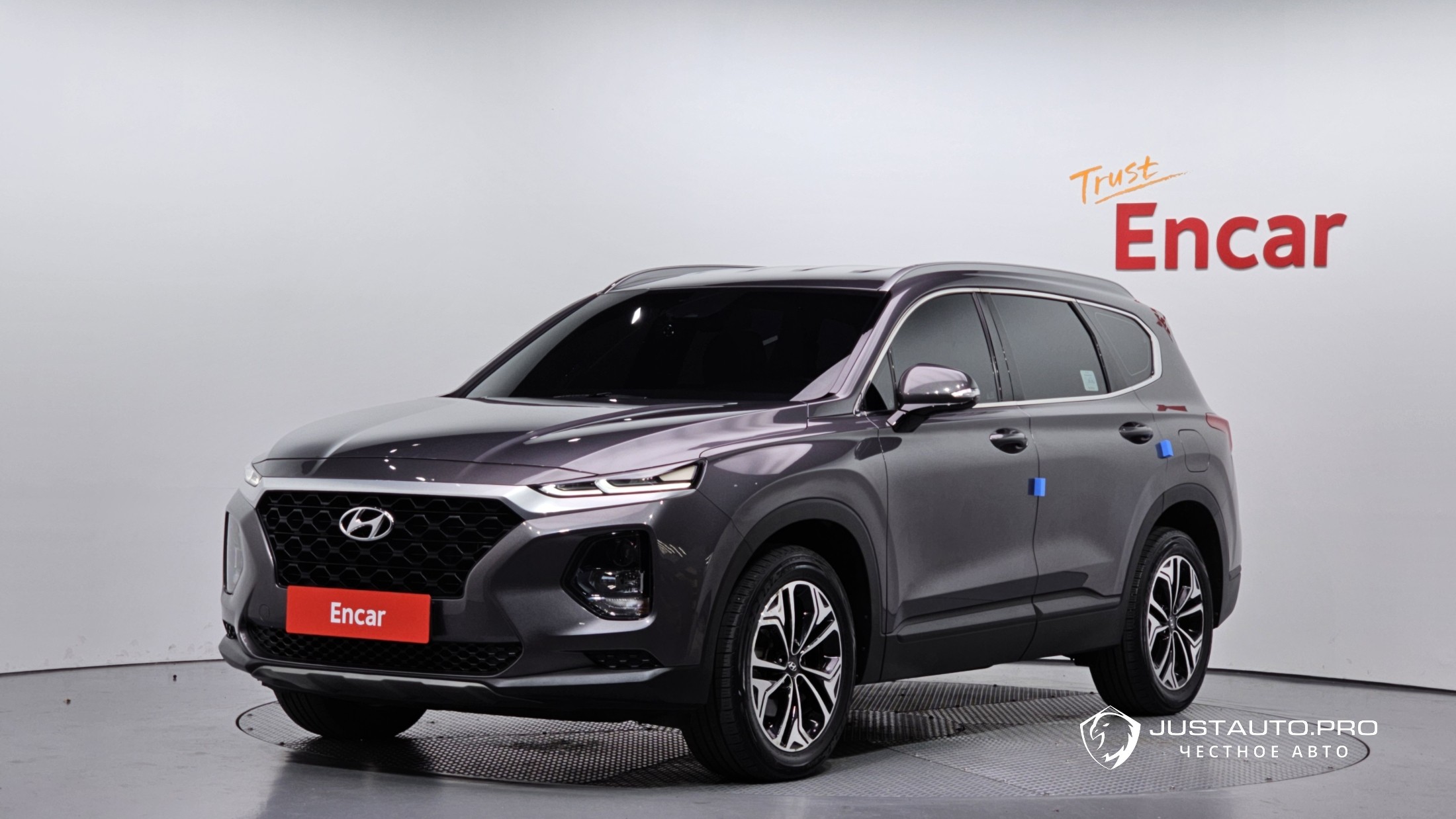 Автомобиль Hyundai Santafe