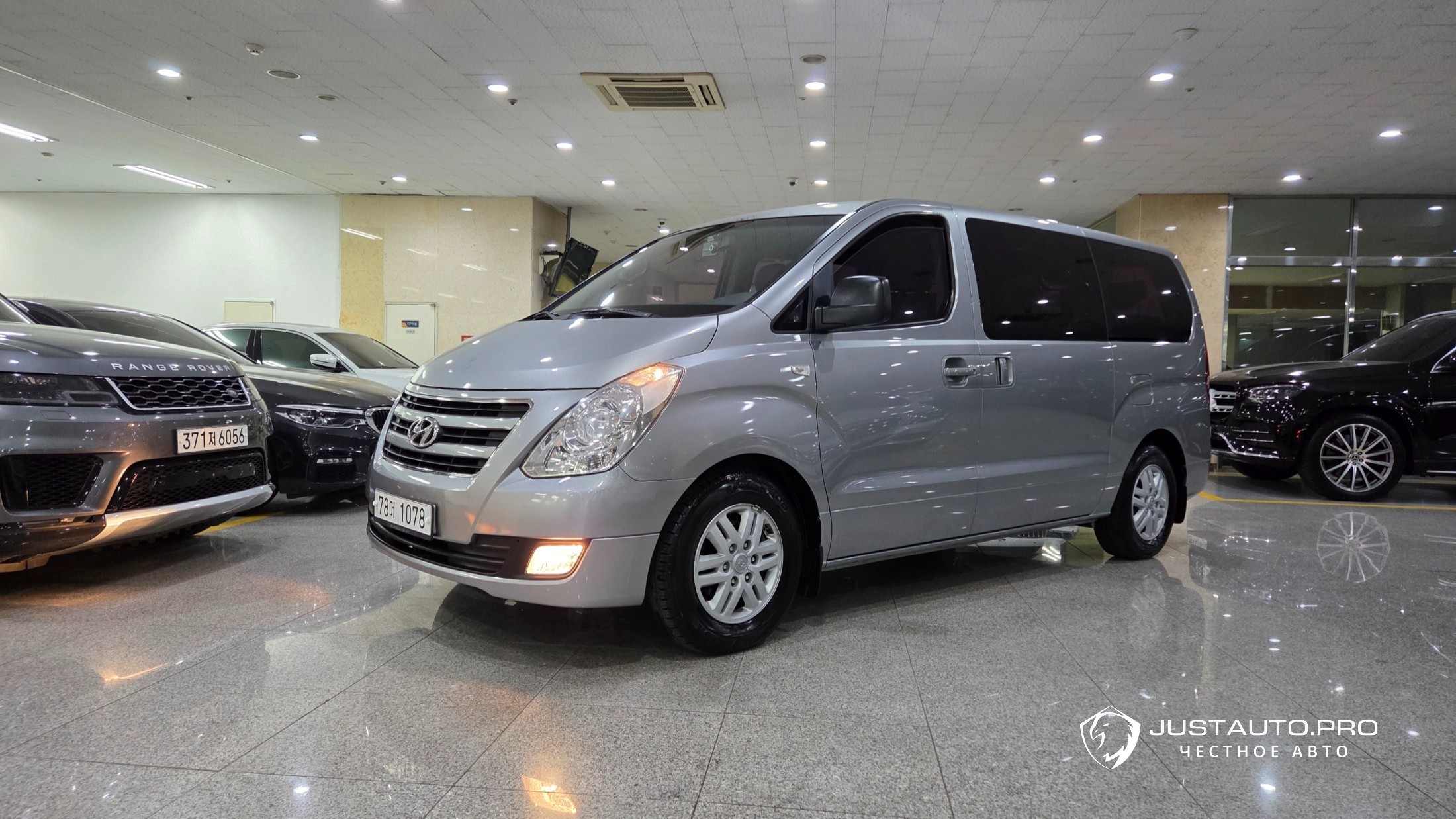 Автомобиль Hyundai Starex