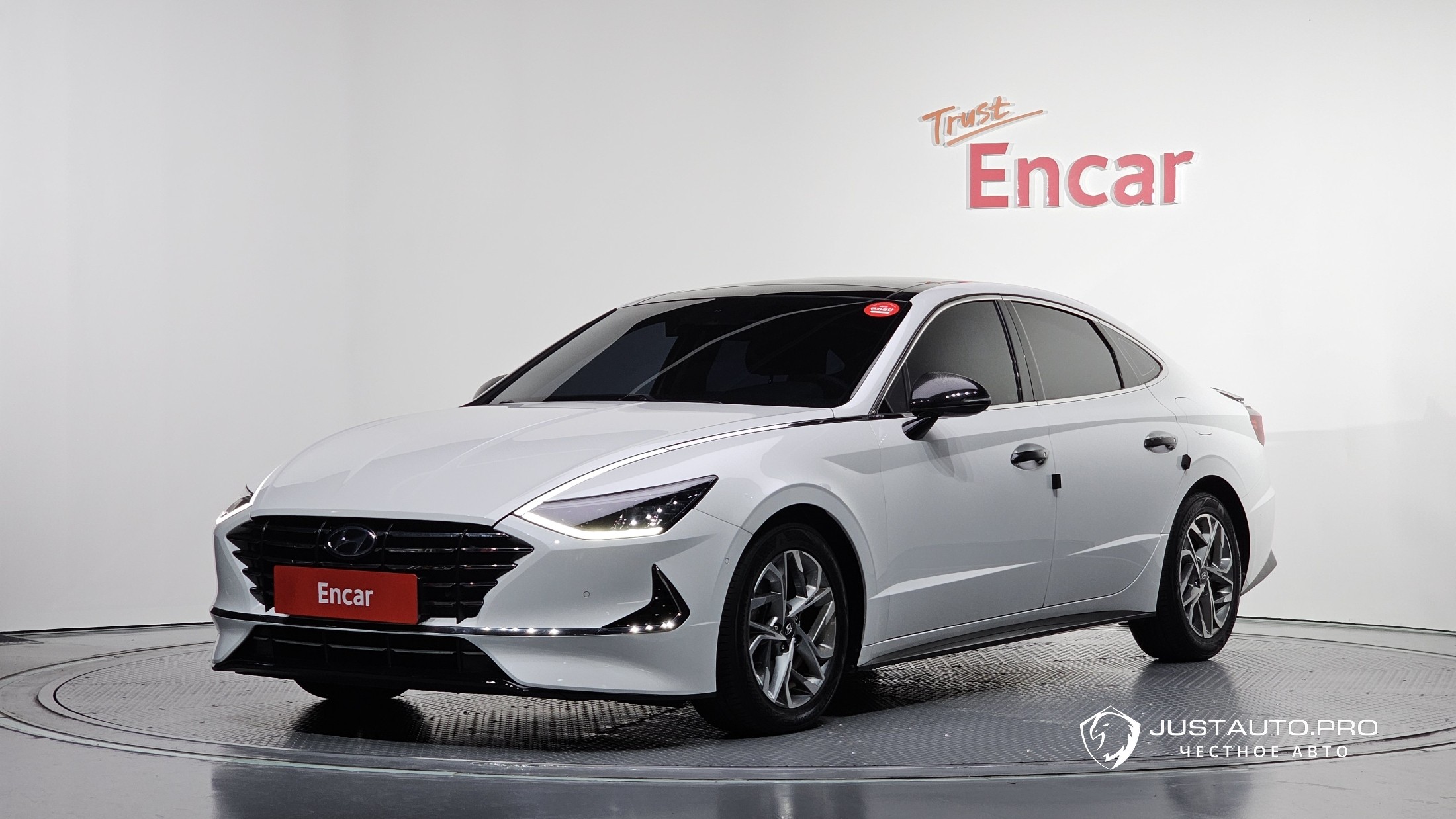 Автомобиль Hyundai Sonata