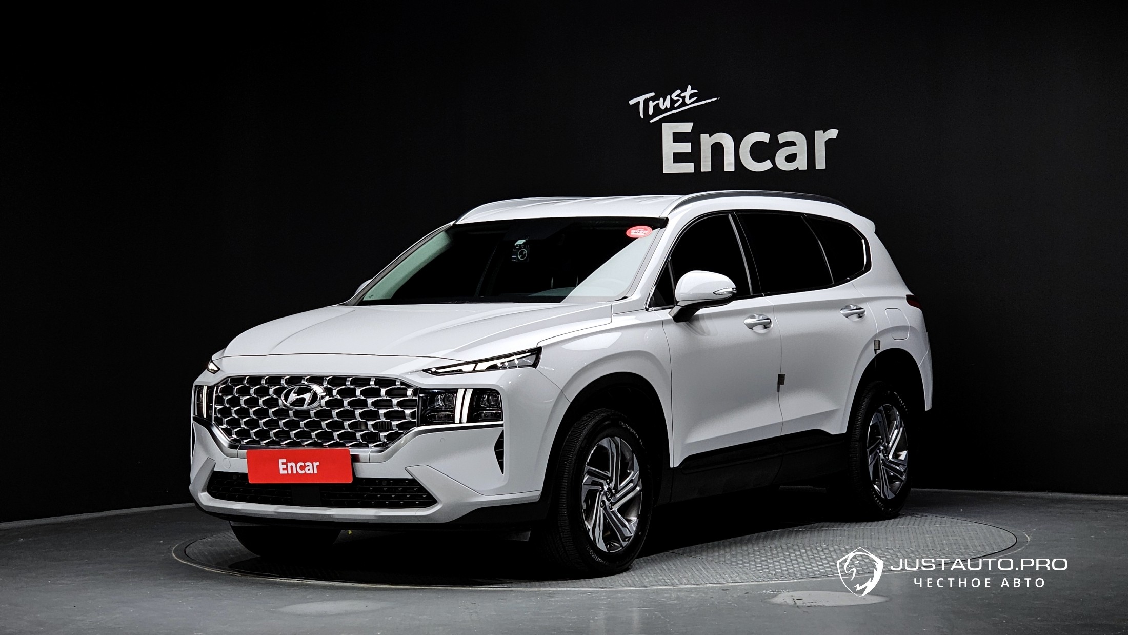 Автомобиль Hyundai Santafe