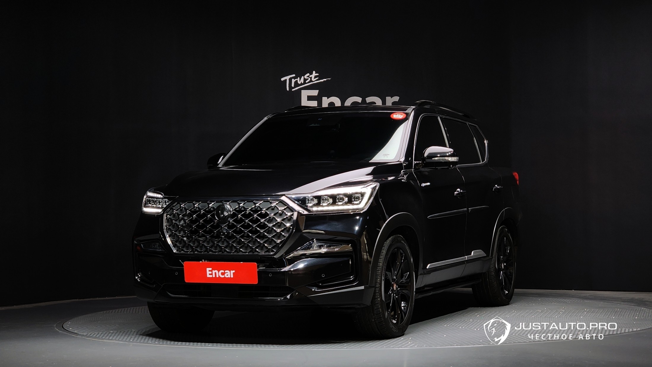 Автомобиль KG_Mobility_Ssangyong Rexton