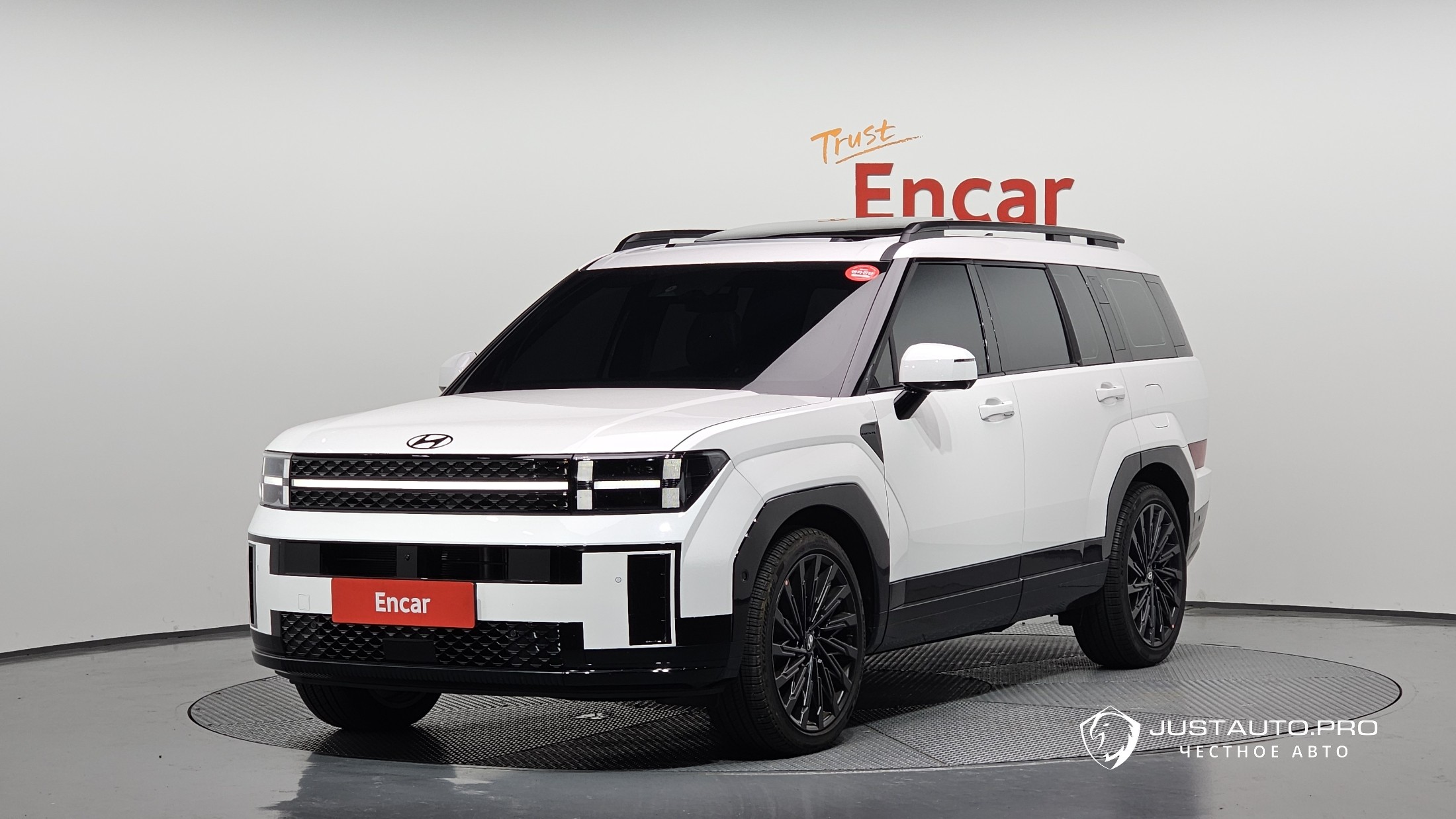 Автомобиль Hyundai Santafe