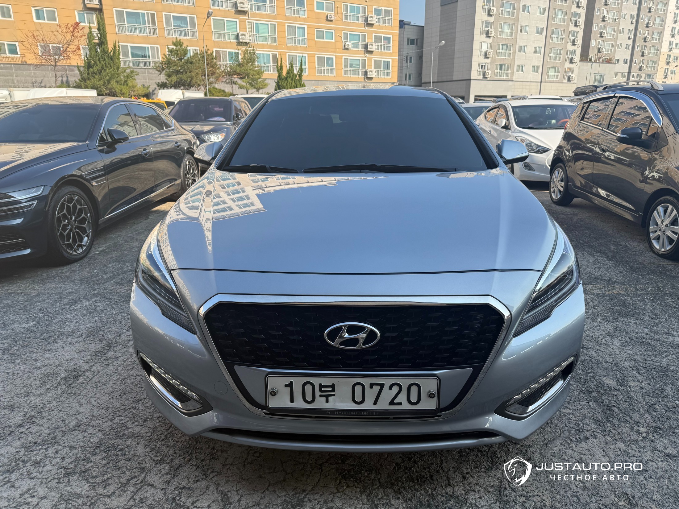 Автомобиль Hyundai Sonata