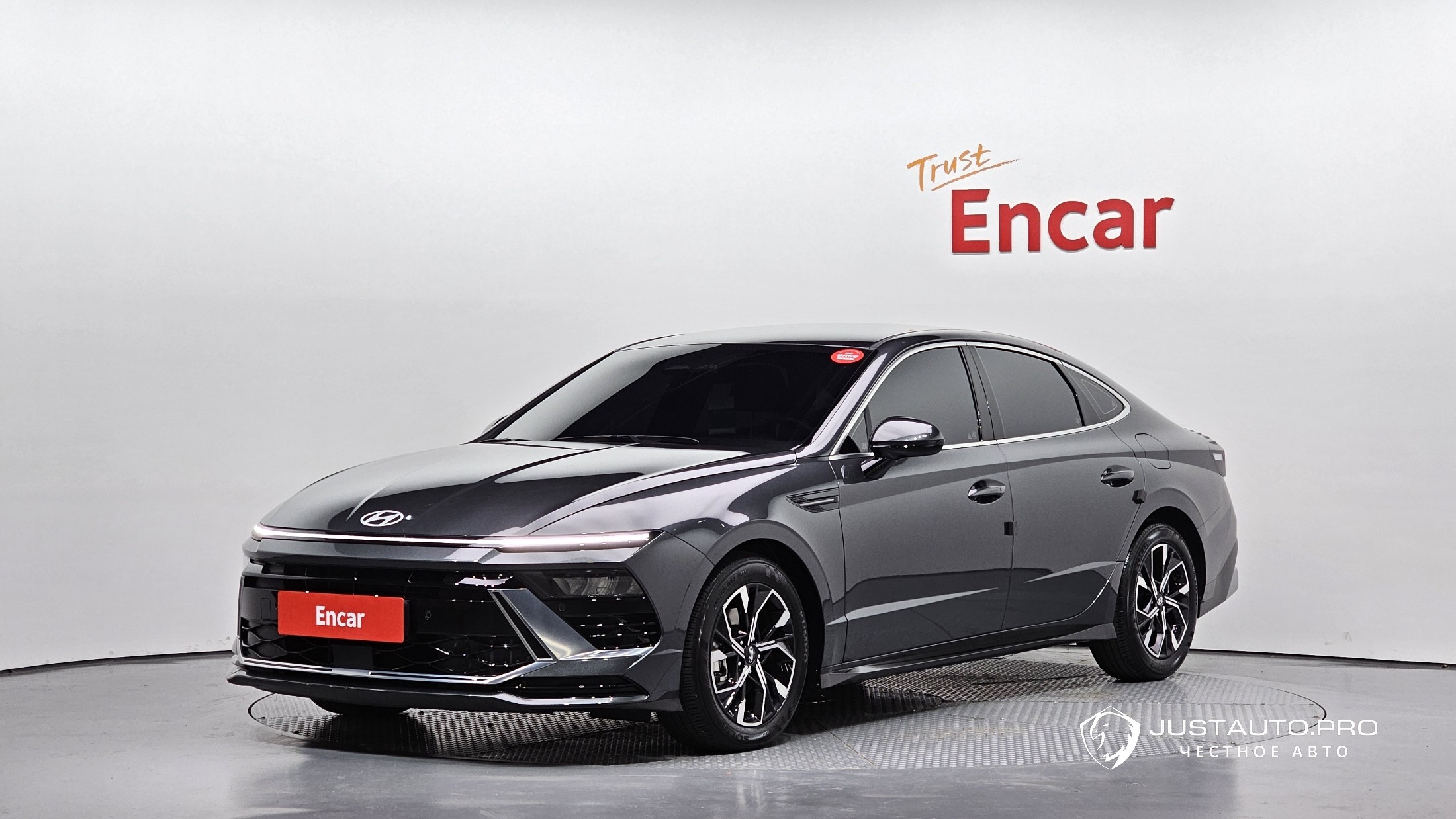 Автомобиль Hyundai Sonata