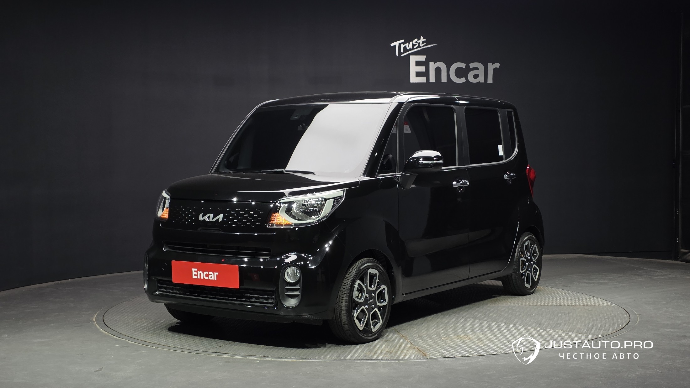 Автомобиль Kia RAY