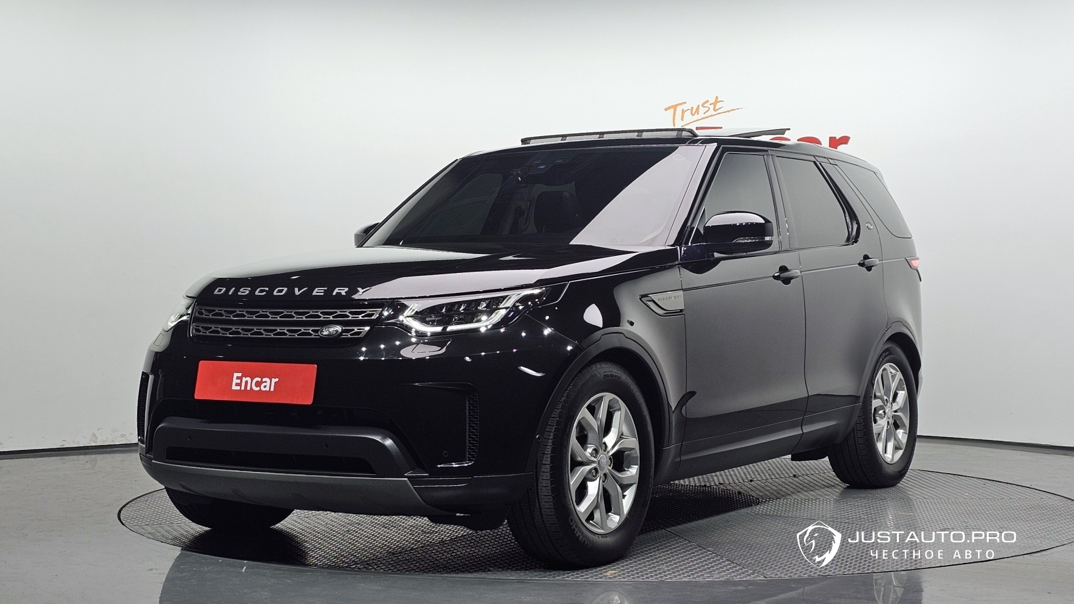 Автомобиль Land Rover Discovery