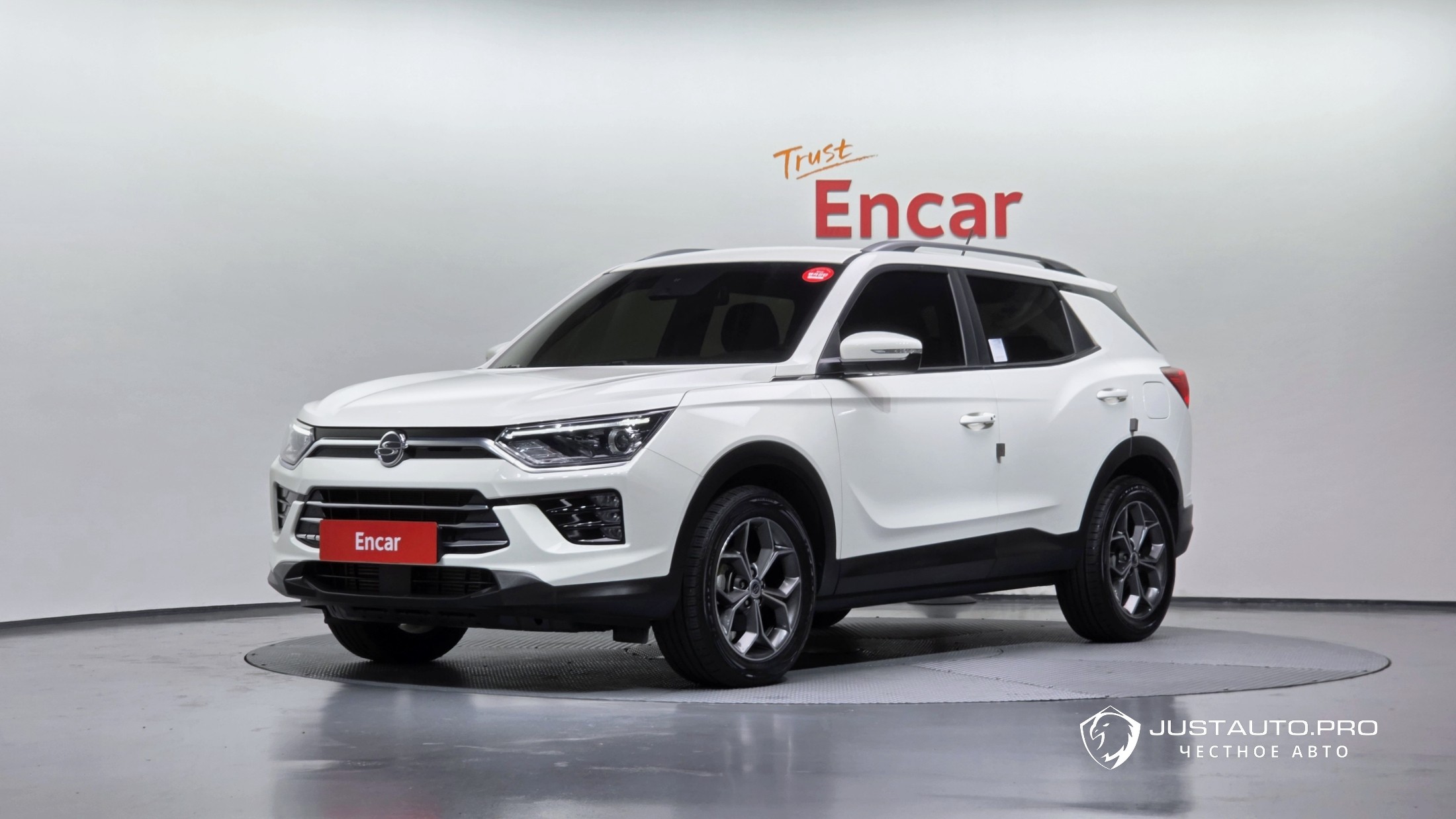 Автомобиль KG_Mobility_Ssangyong KORANDO