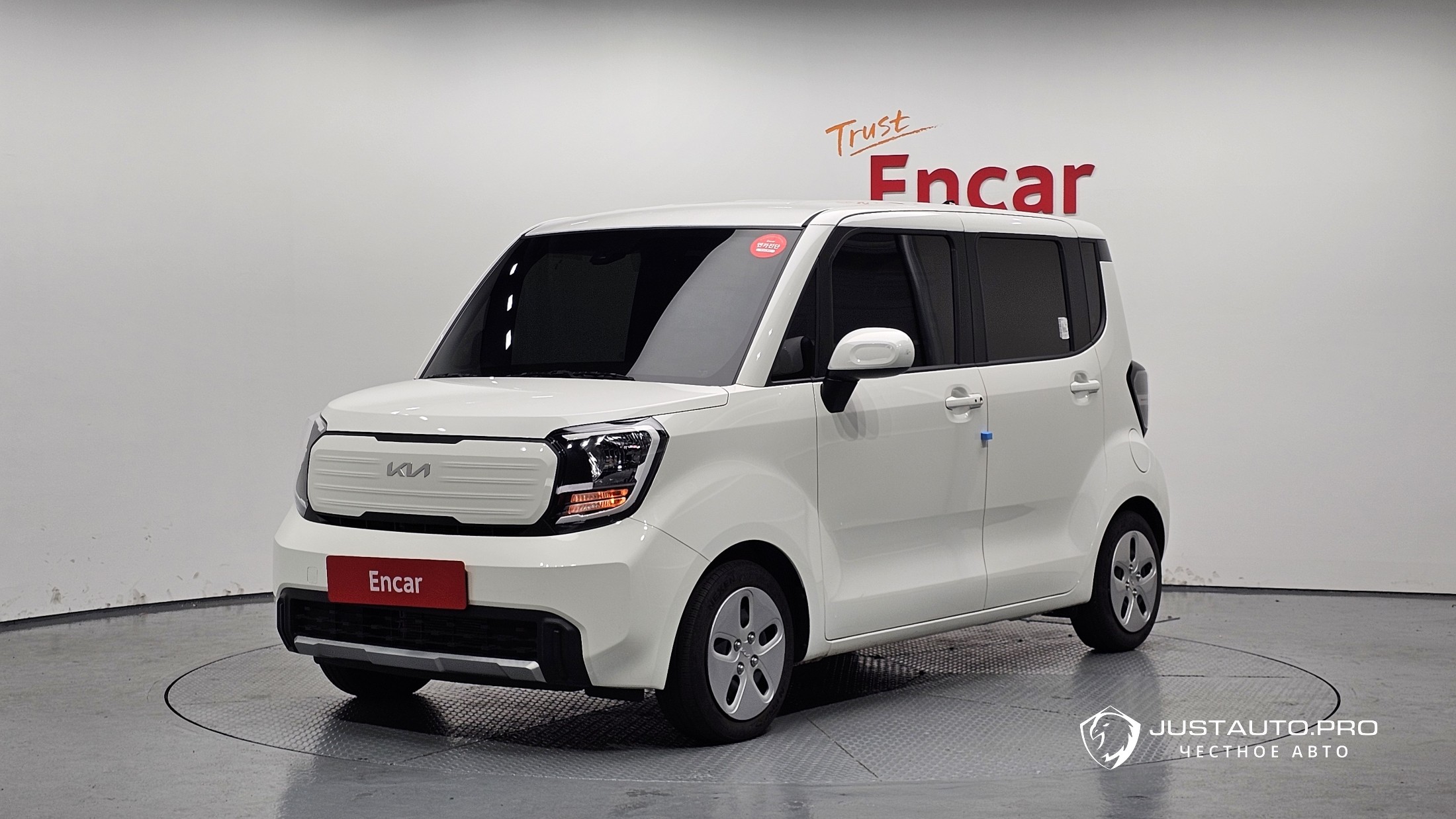 Автомобиль Kia RAY
