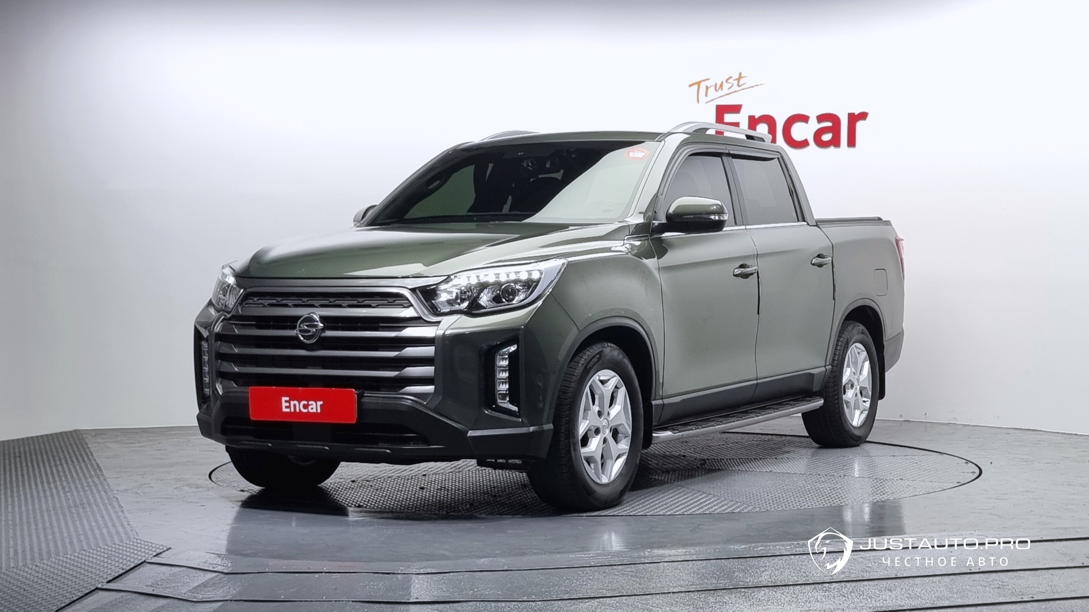 Автомобиль KG_Mobility_Ssangyong Rexton