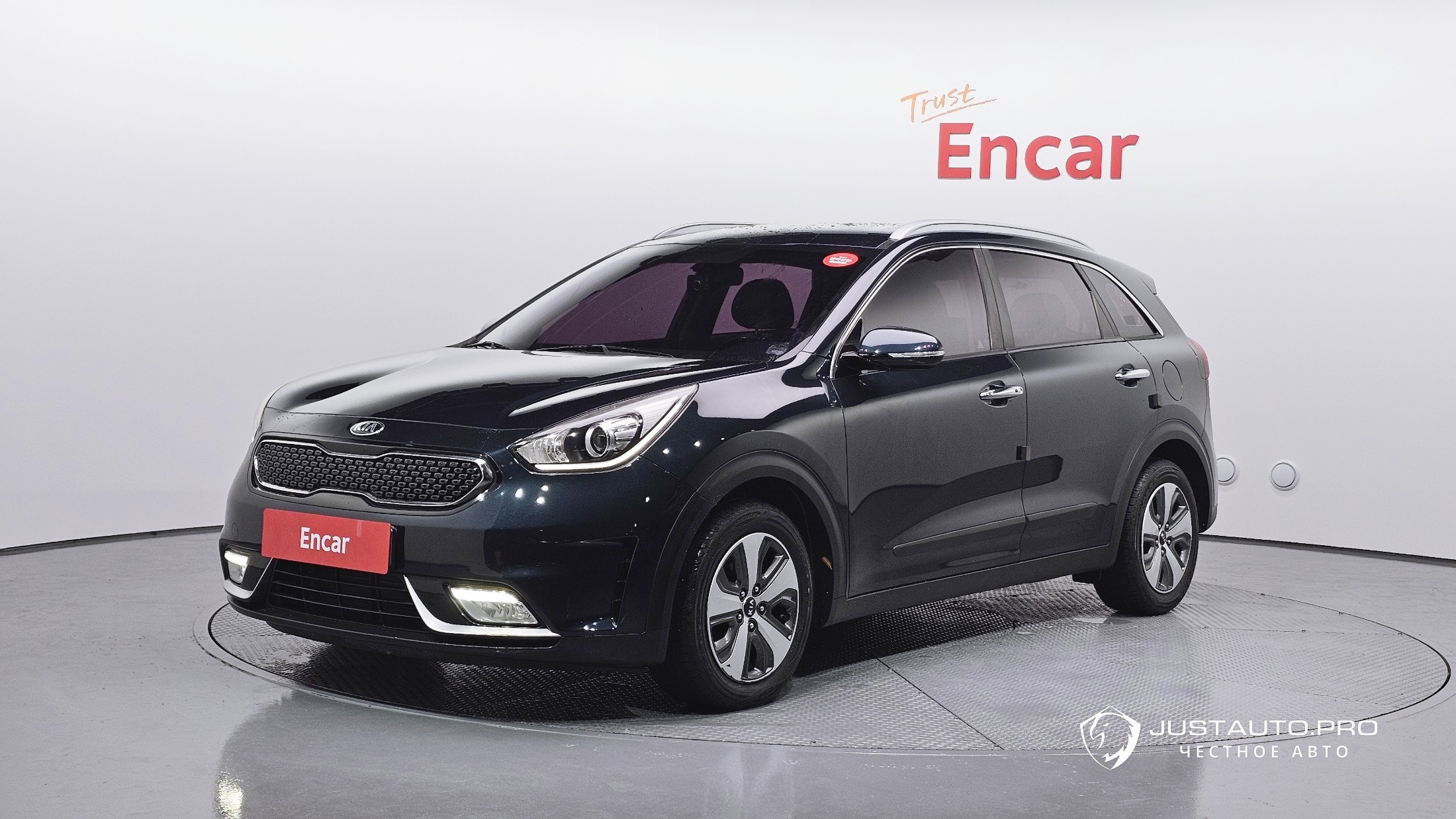 Автомобиль Kia Niro