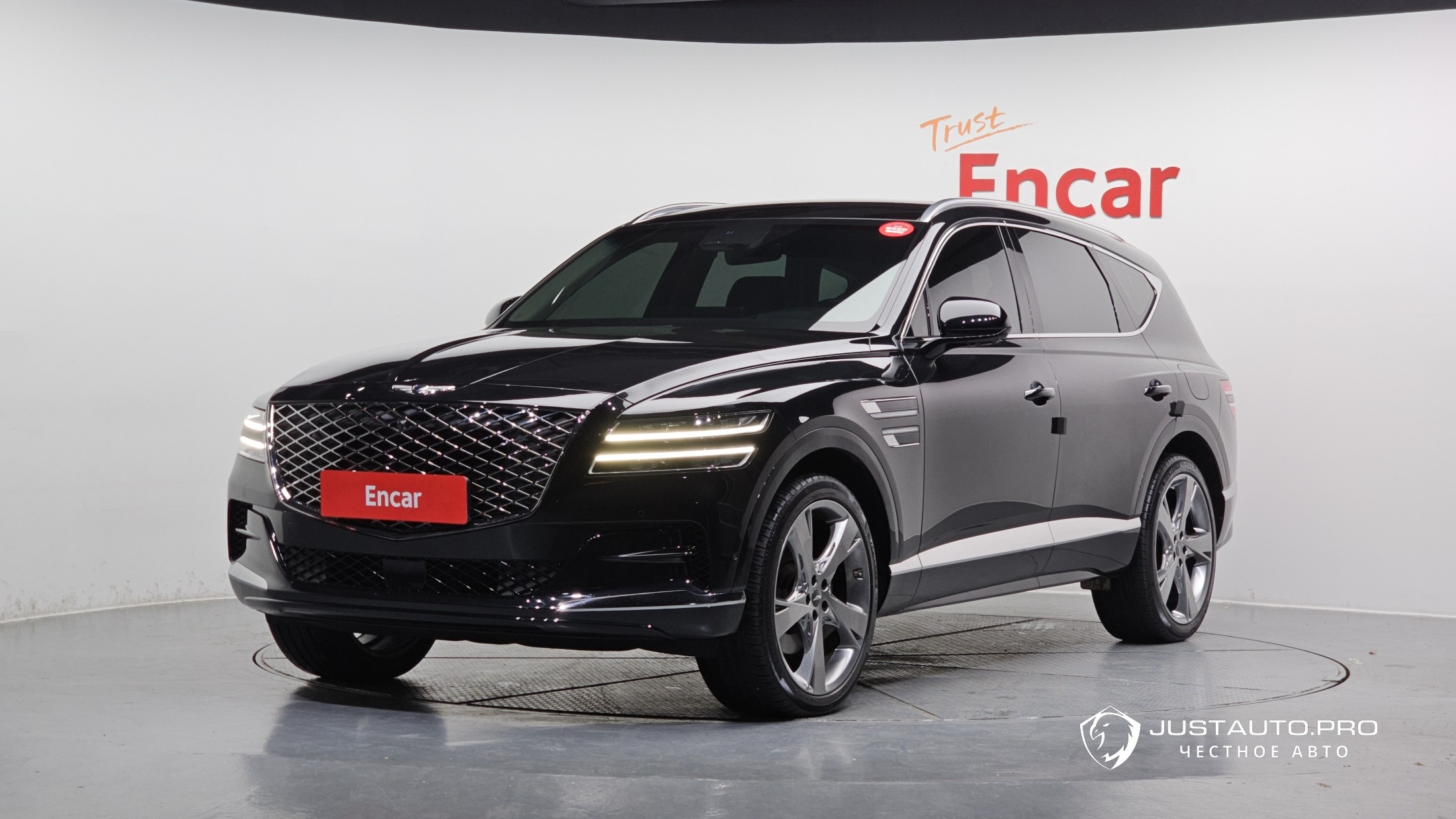 Автомобиль Genesis GV80