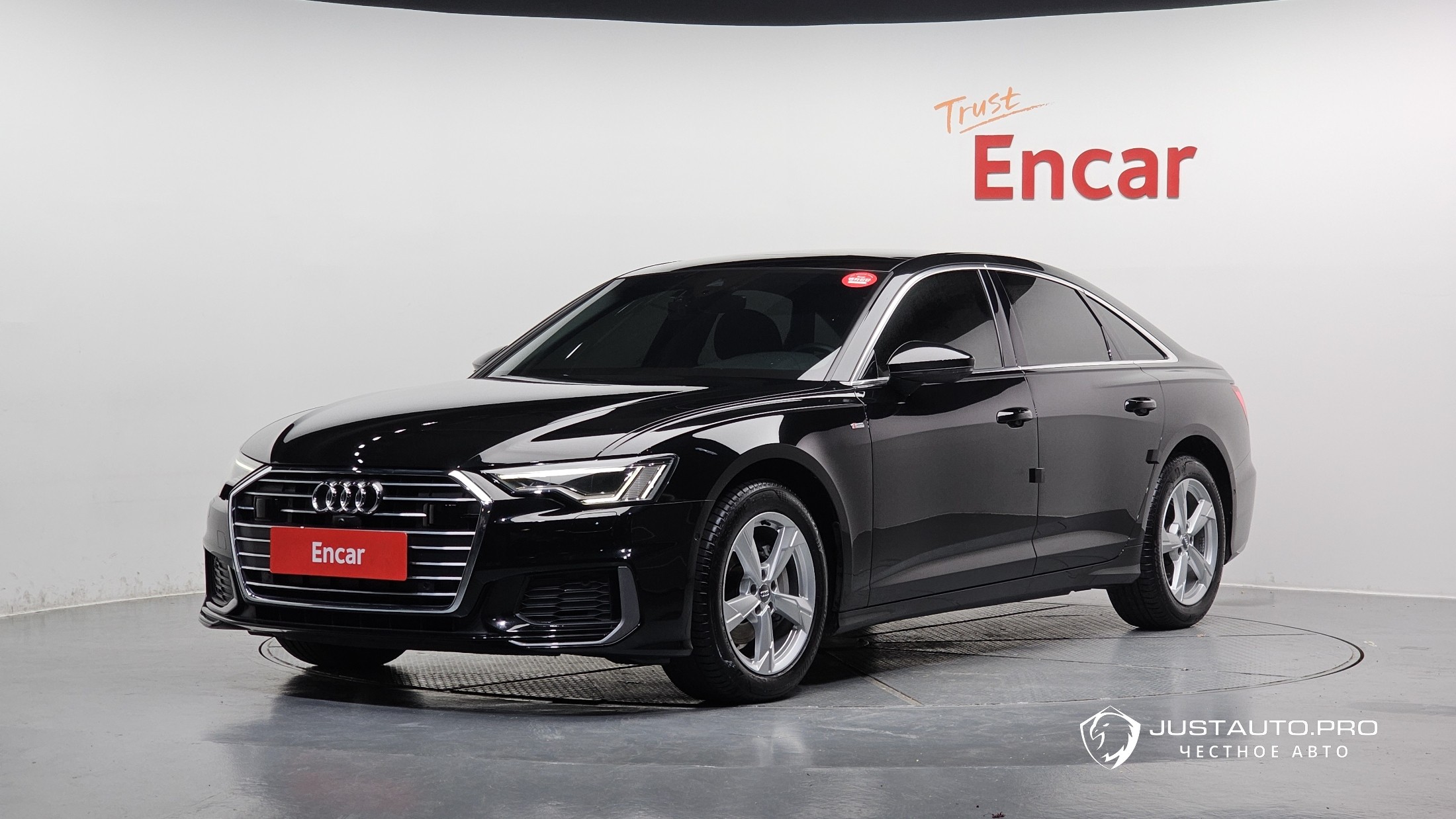 Автомобиль Audi A6