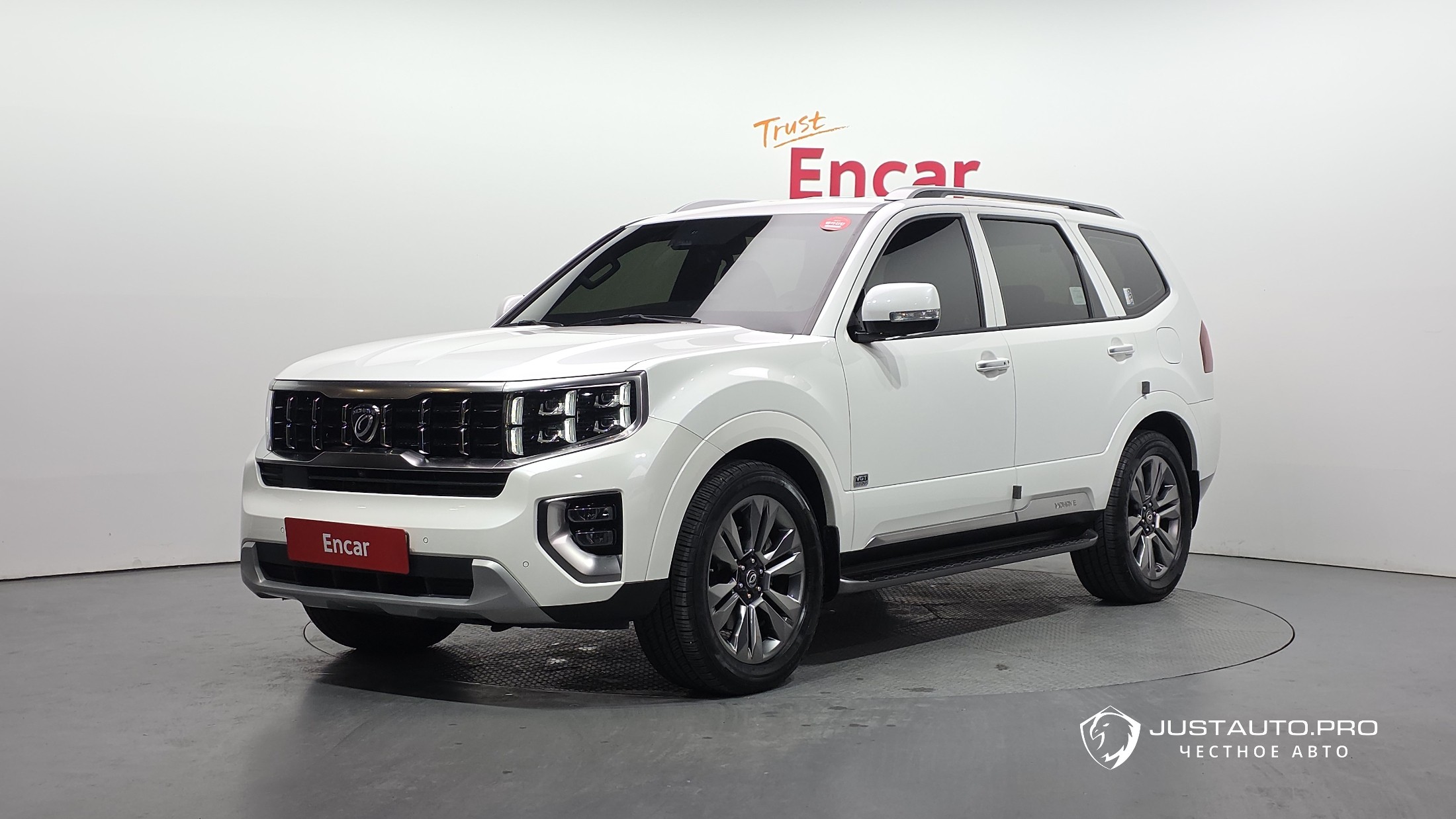 Автомобиль Kia Mohave