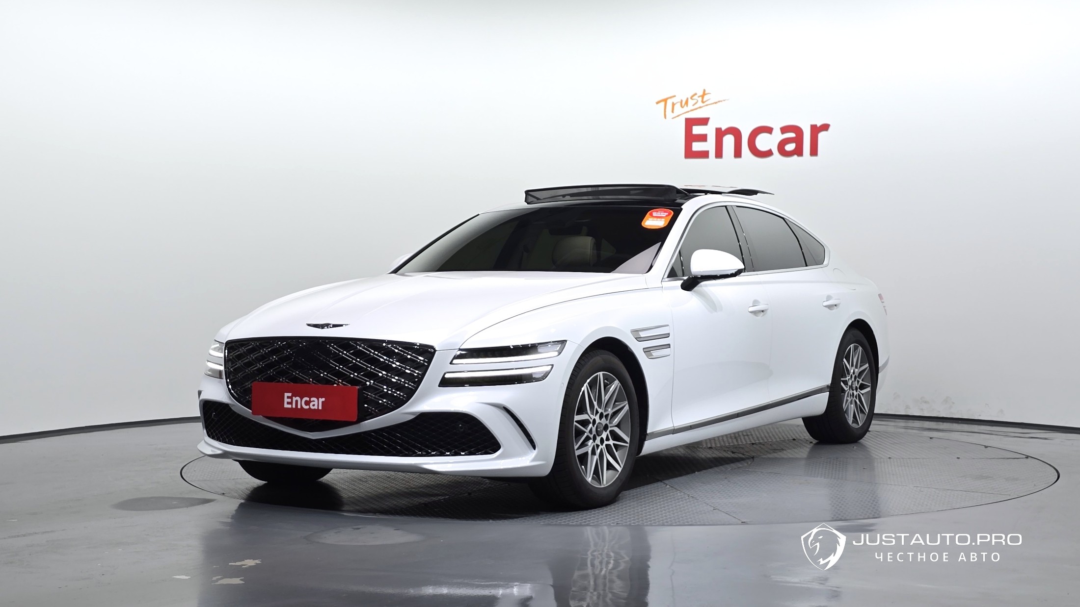 Автомобиль Genesis G80