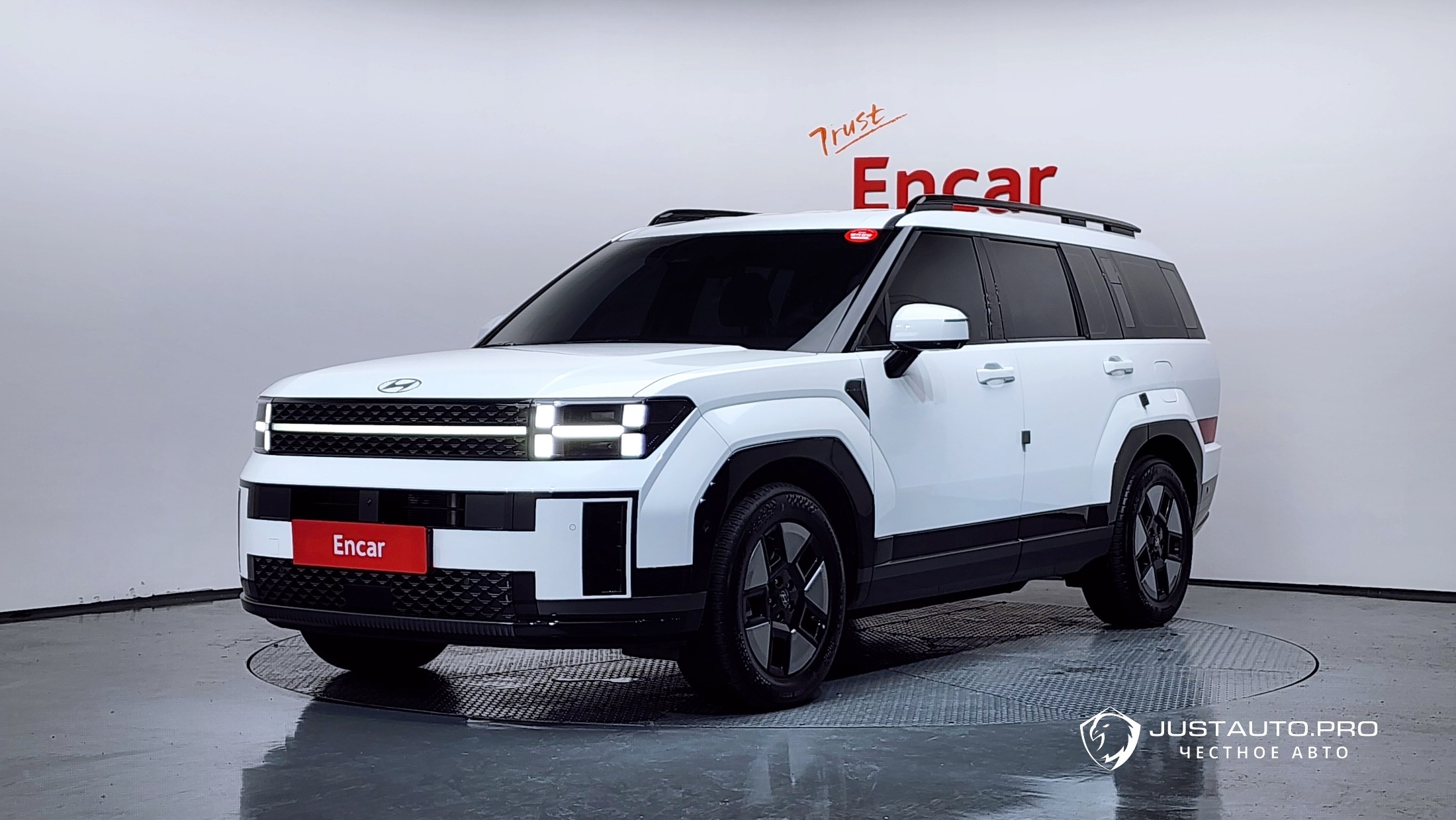 Автомобиль Hyundai Santafe