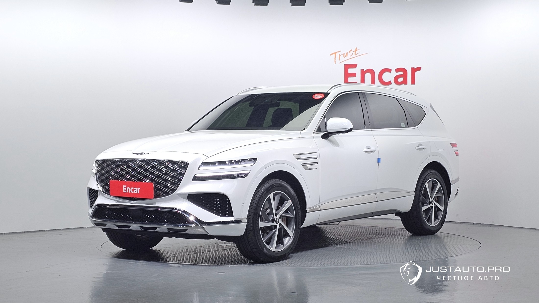 Автомобиль Genesis GV80