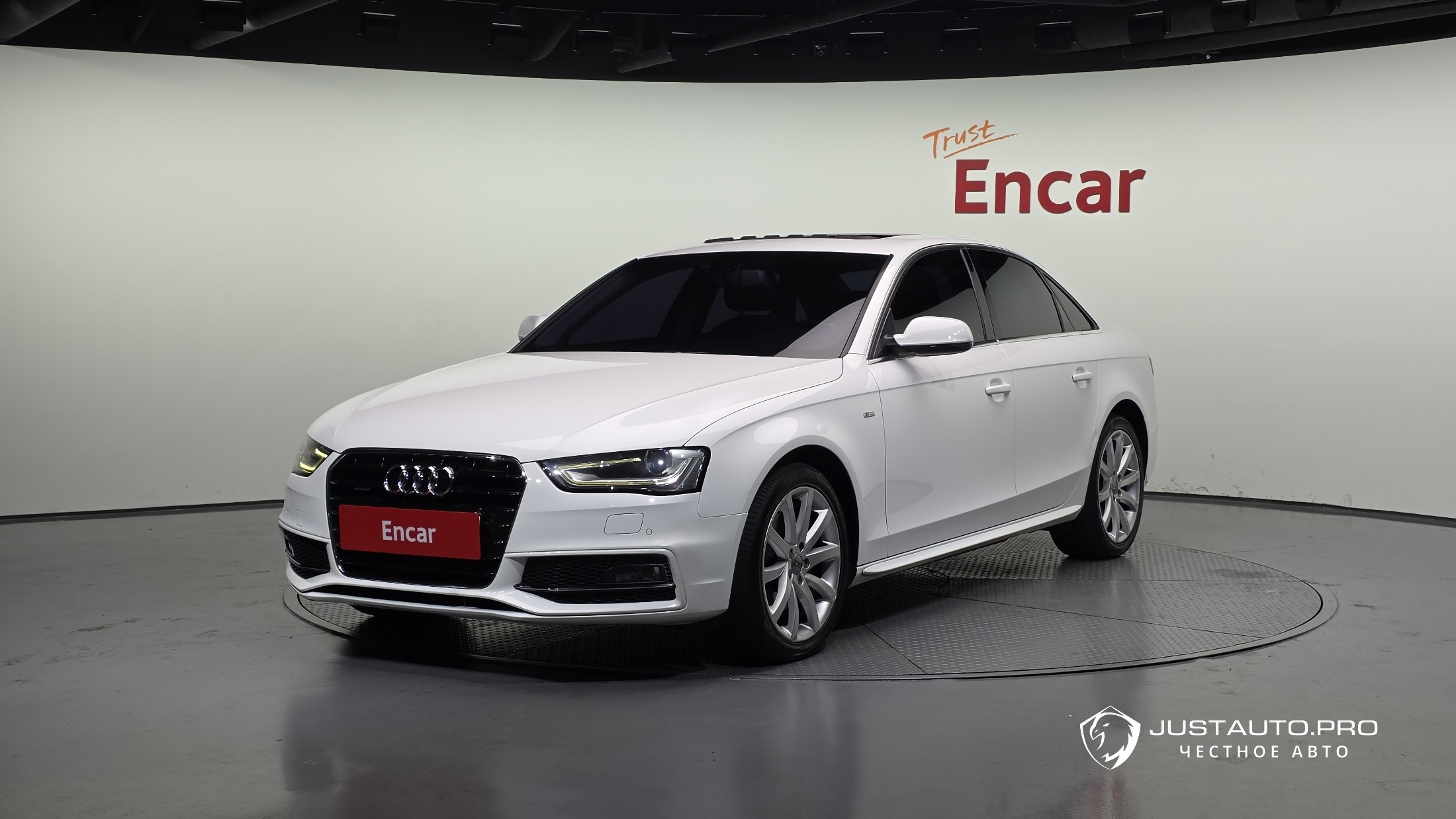 Автомобиль Audi A4