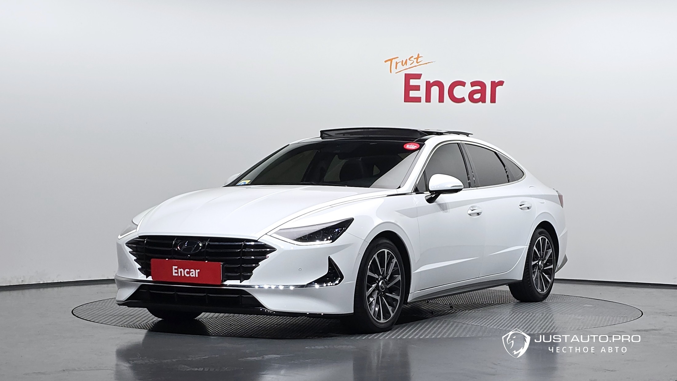 Автомобиль Hyundai Sonata