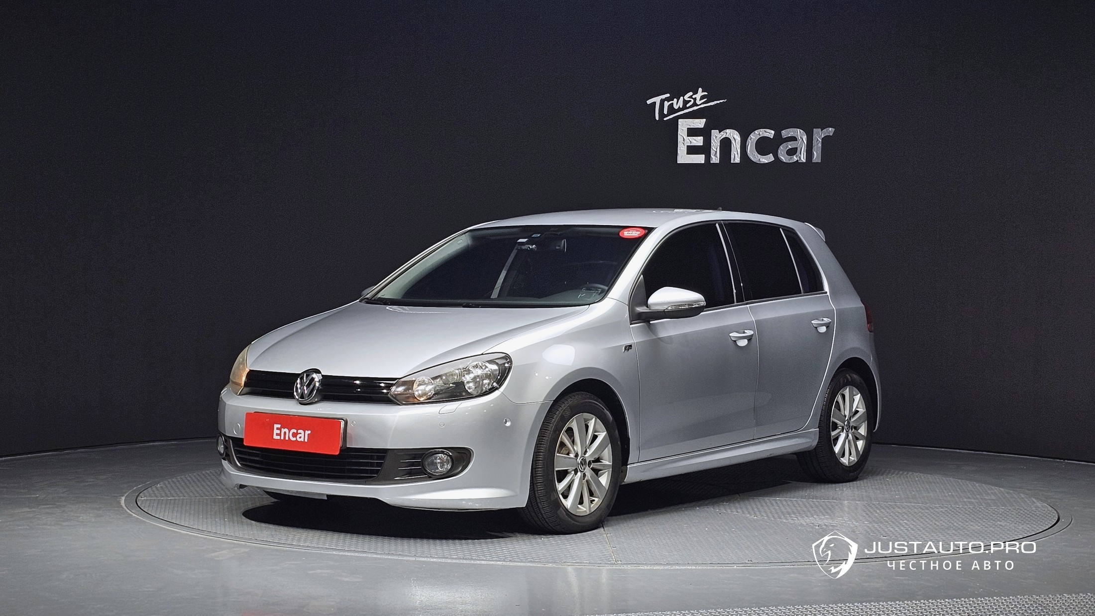 Автомобиль Volkswagen Golf