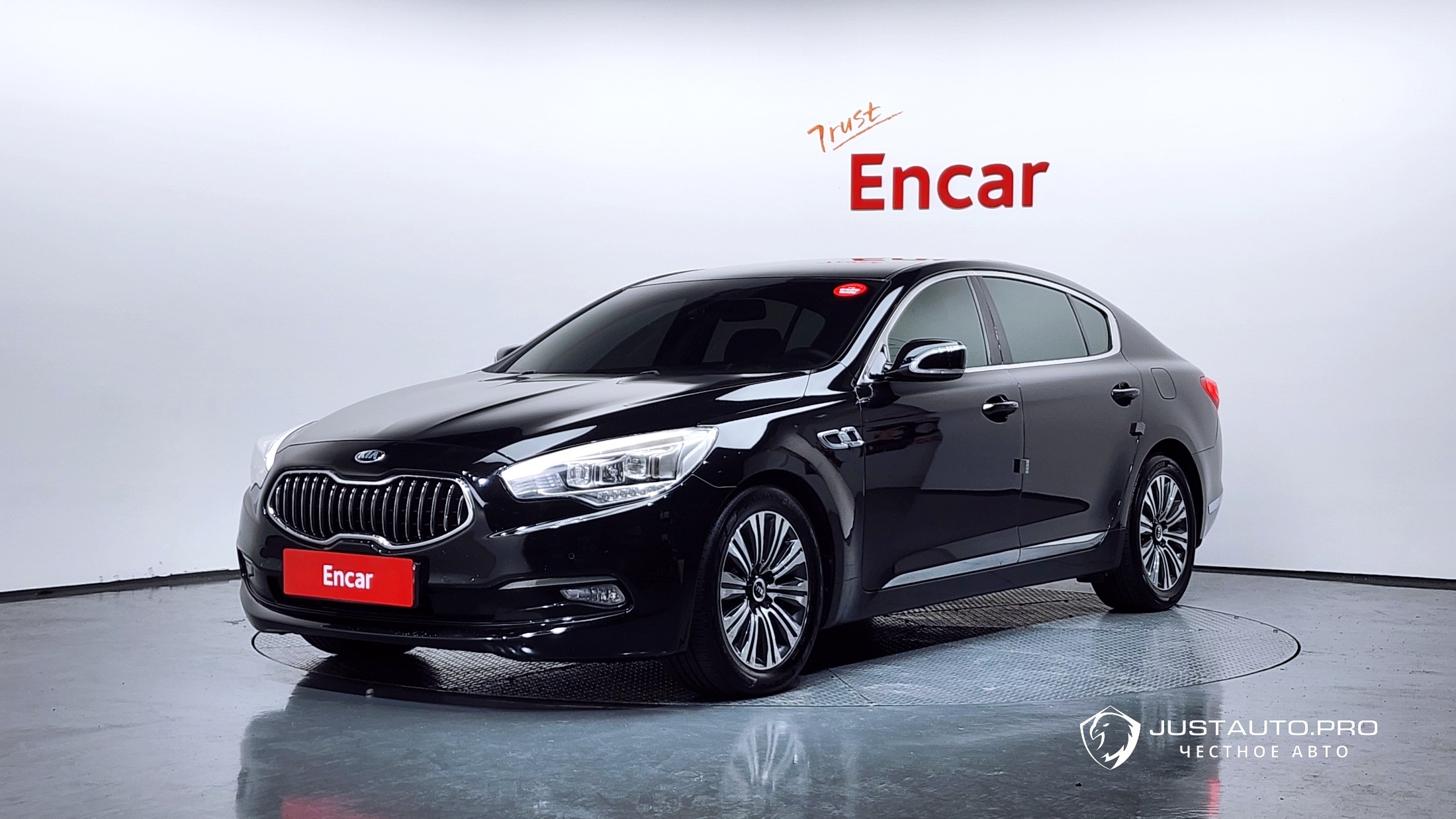 Автомобиль Kia K9