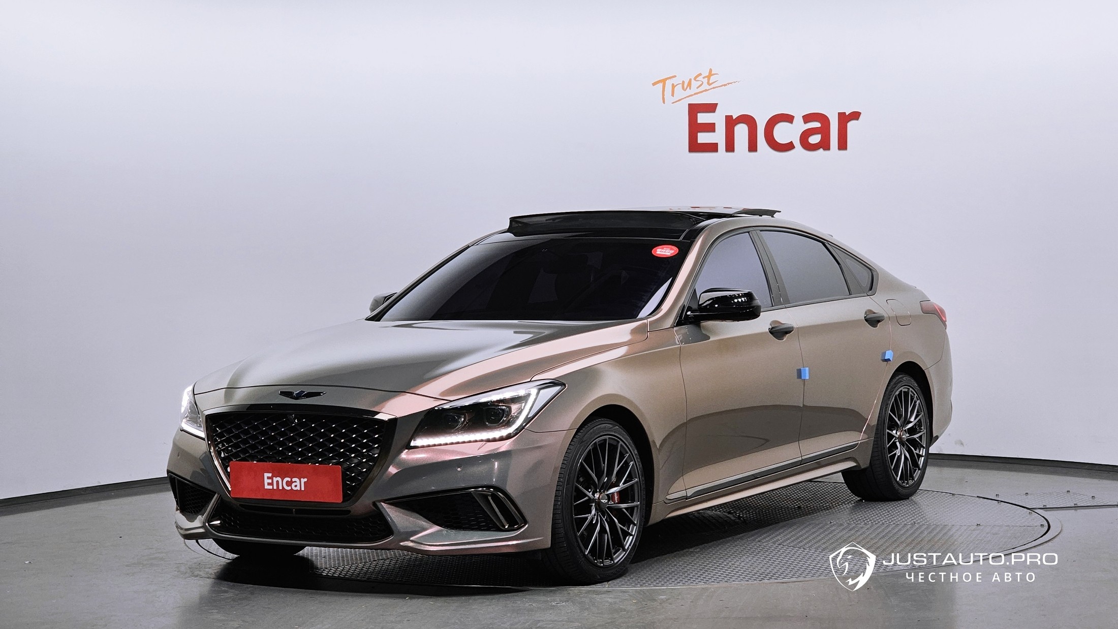 Автомобиль Genesis G80