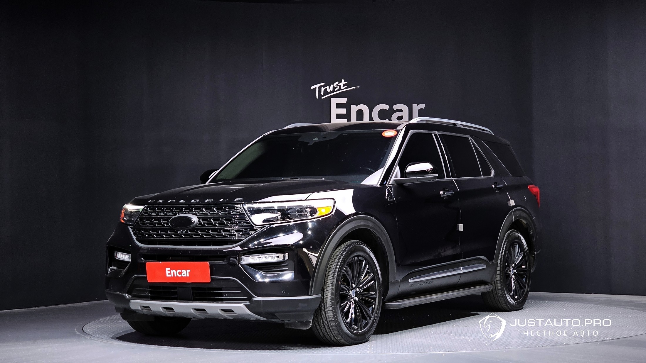 Автомобиль Ford Explorer