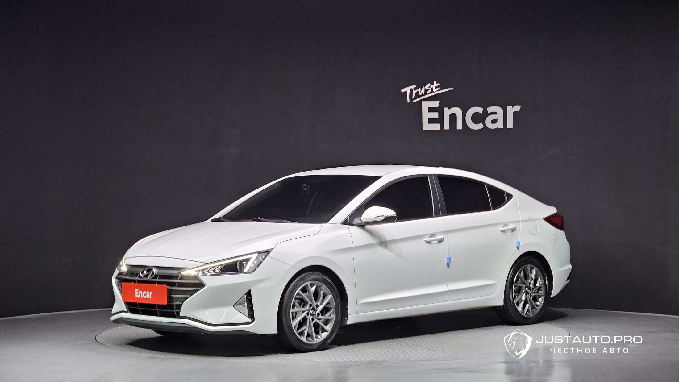 Автомобиль Hyundai AVANTE