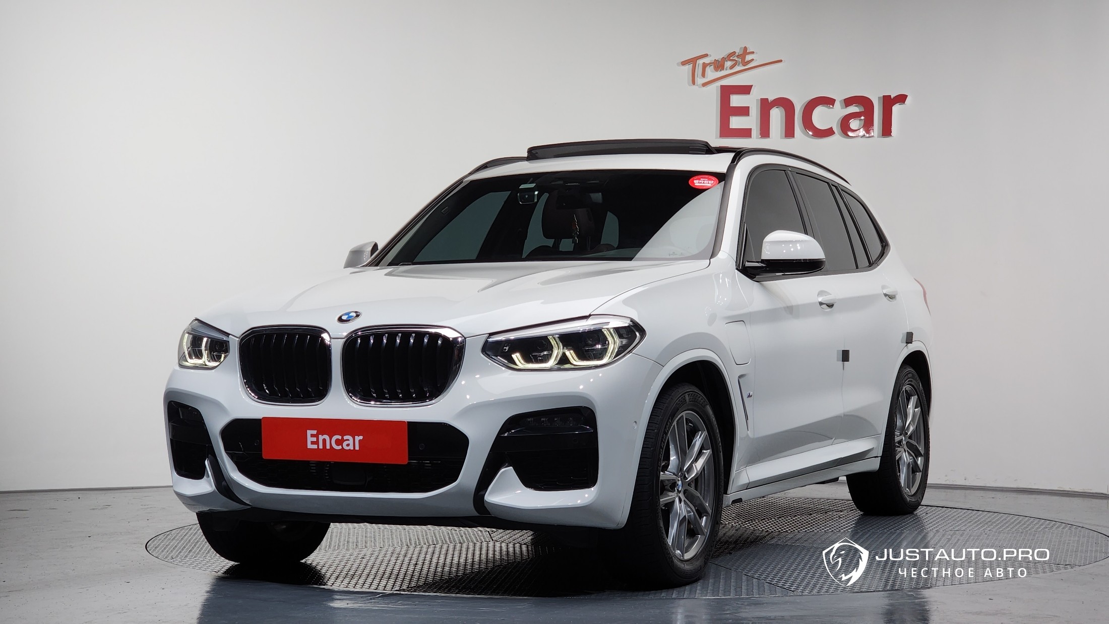 Автомобиль BMW X3