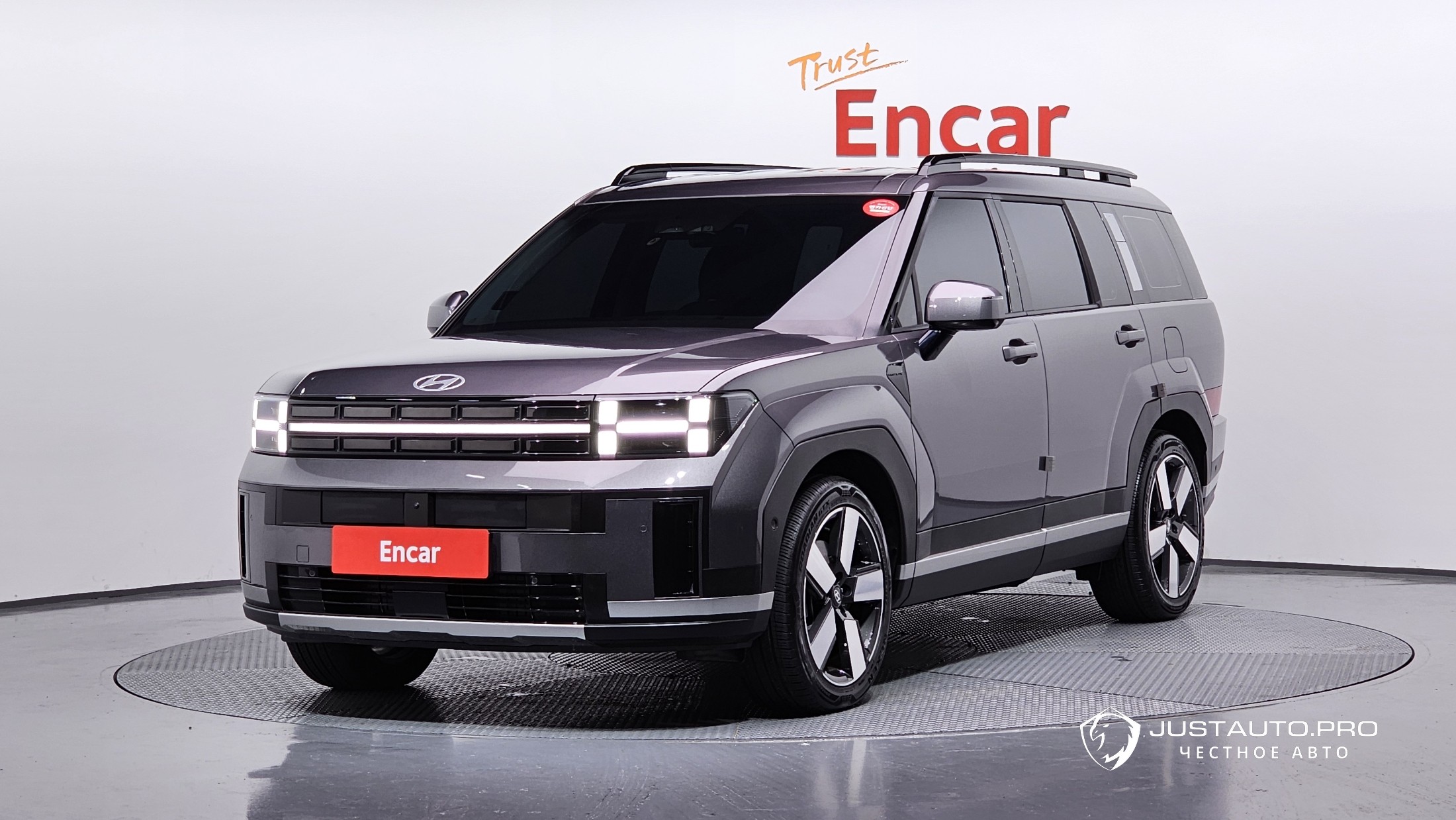 Автомобиль Hyundai Santafe