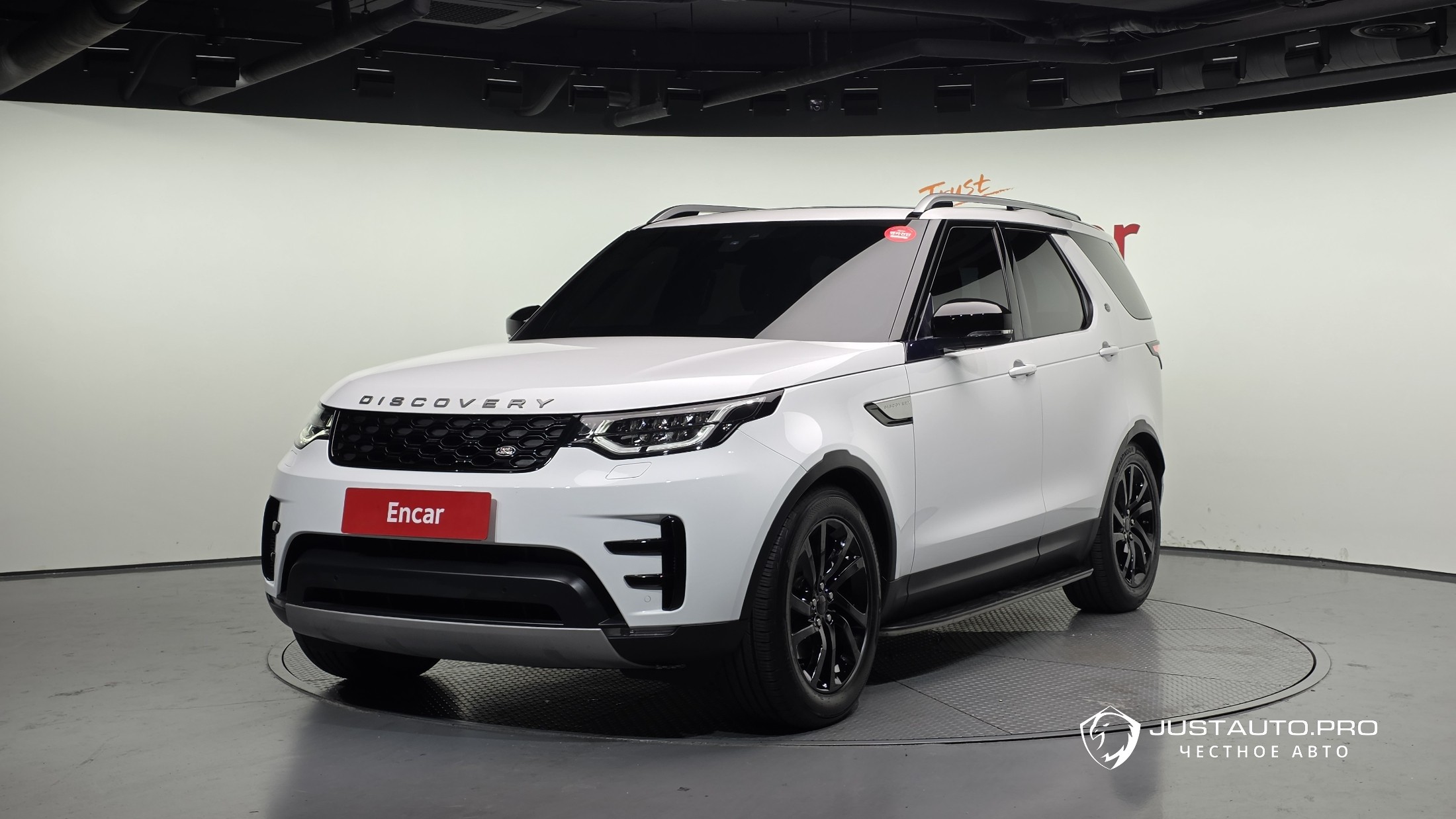 Автомобиль Land Rover Discovery
