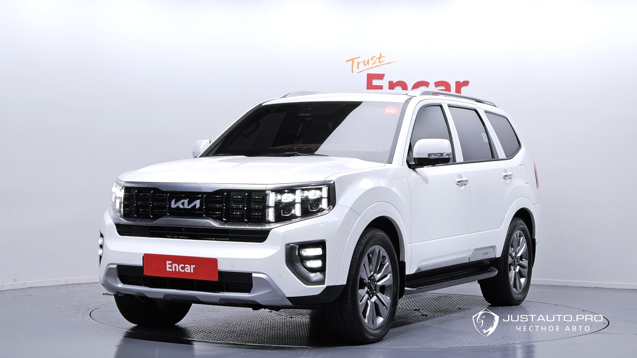 Автомобиль Kia Mohave