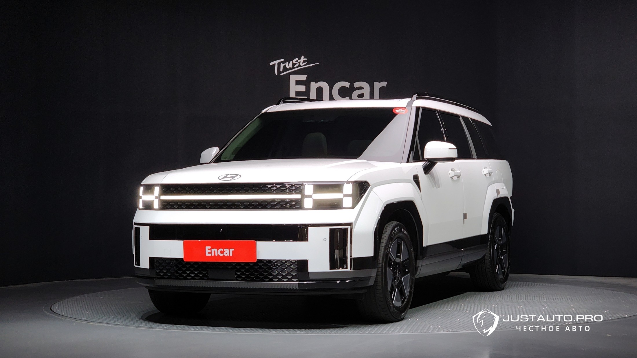 Автомобиль Hyundai Santafe