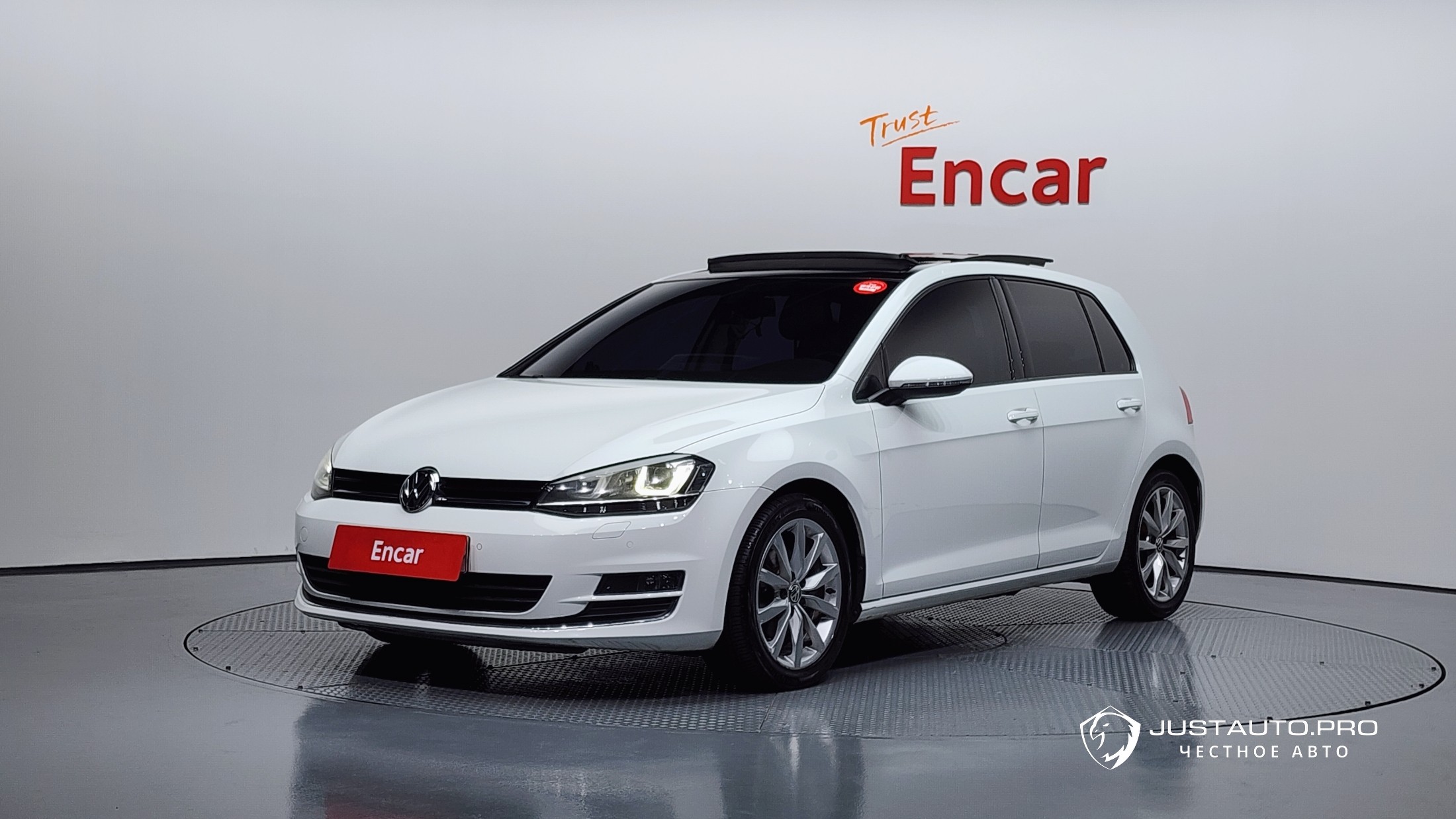 Автомобиль Volkswagen Golf