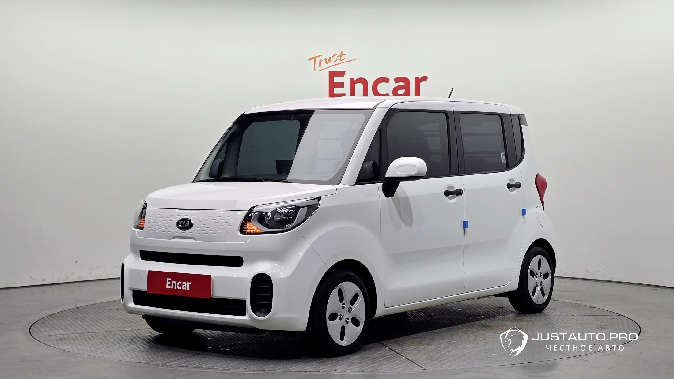 Автомобиль Kia RAY