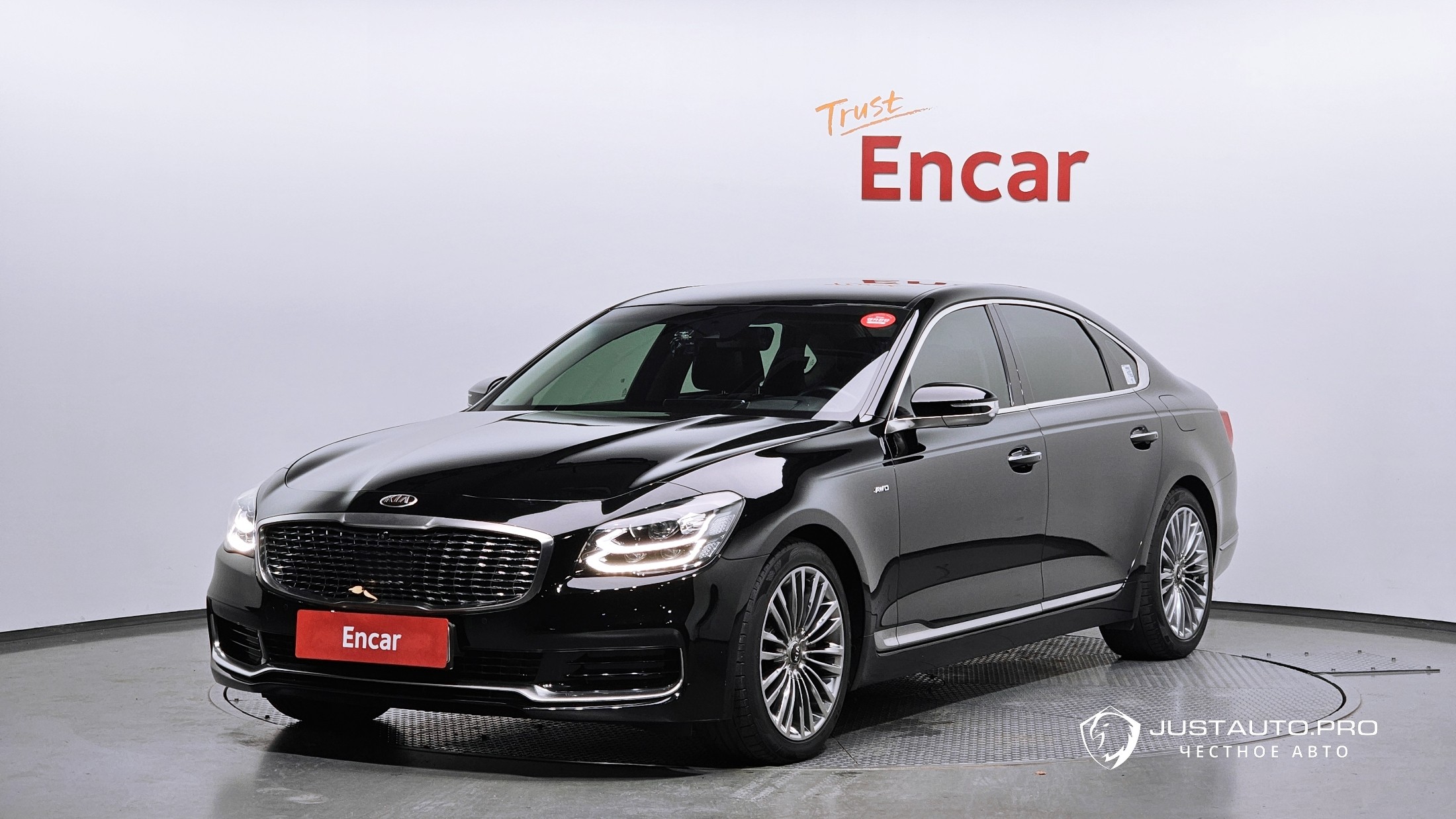 Автомобиль Kia K9