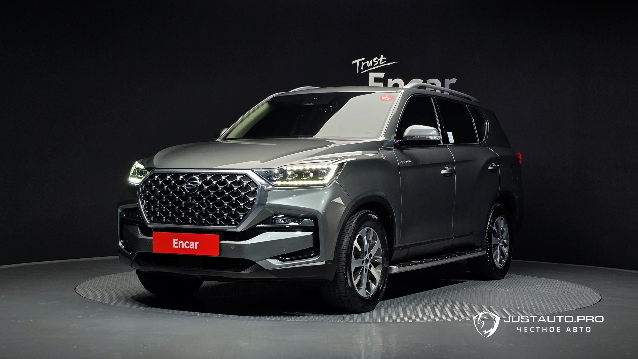 Автомобиль KG_Mobility_Ssangyong Rexton